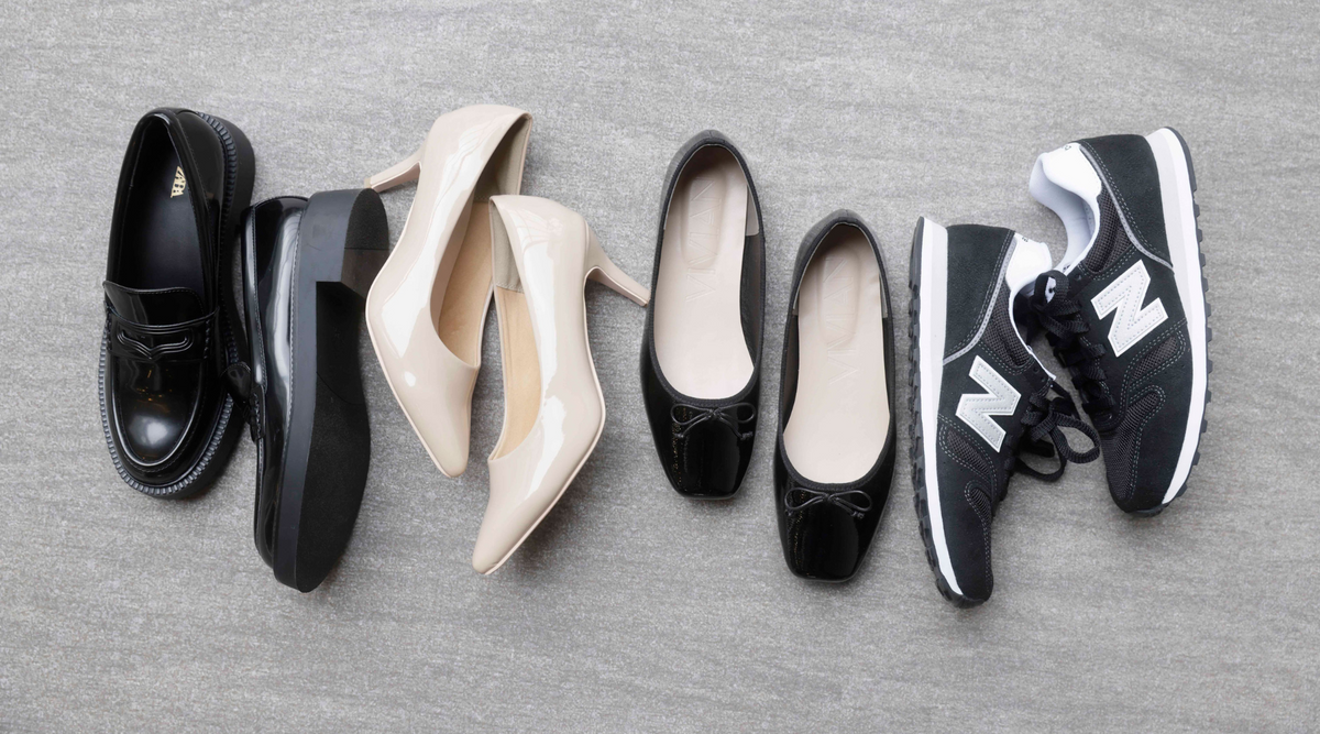 レインブーツ以外で作る雨の日スタイリングアイディア5選