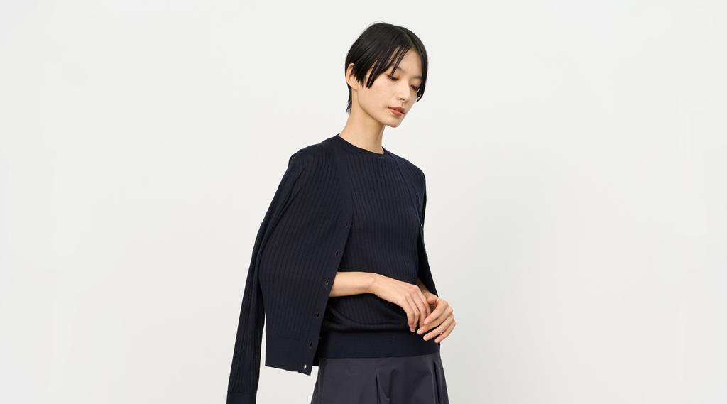 COMOLI ウォッシュドシルク ノースリーブ 3 recommend_item_250704_1_ec97ec