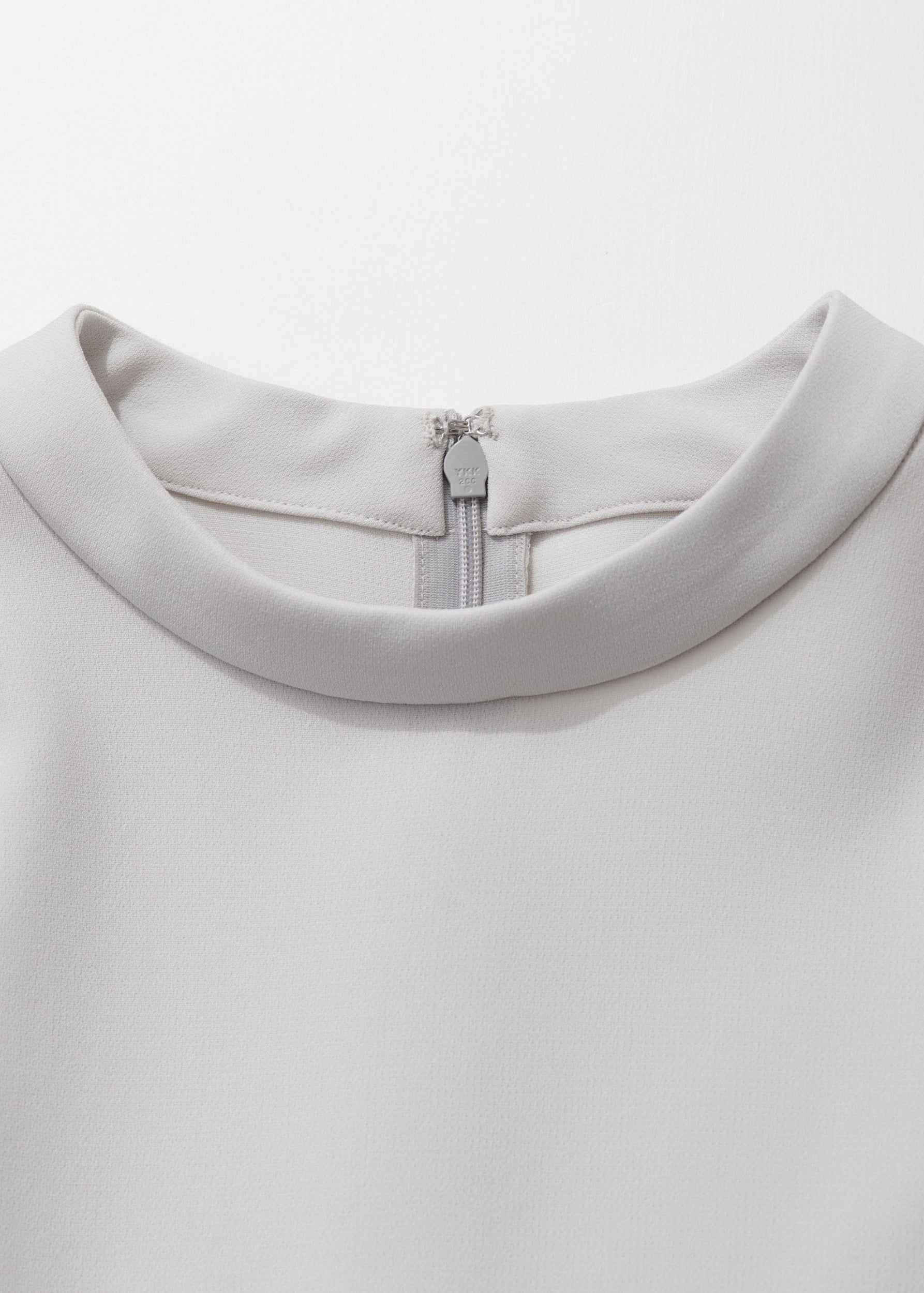 スタンドカラーコクーンブラウス