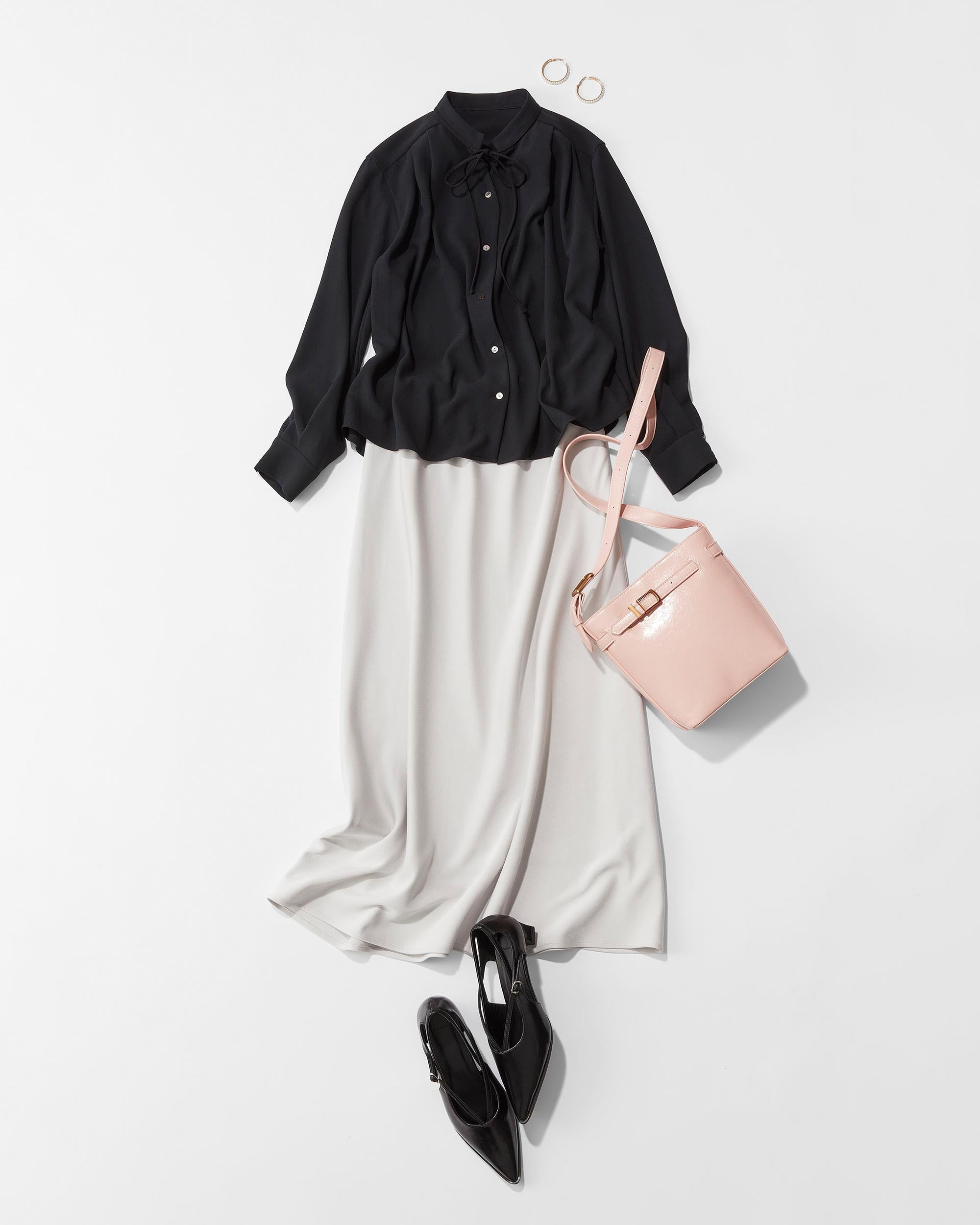 トリアセサテンロングスカート