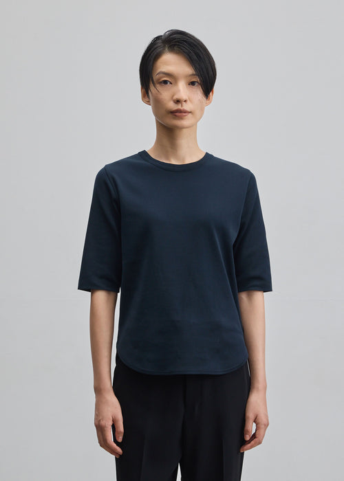 モデル:170cm サイズ:M