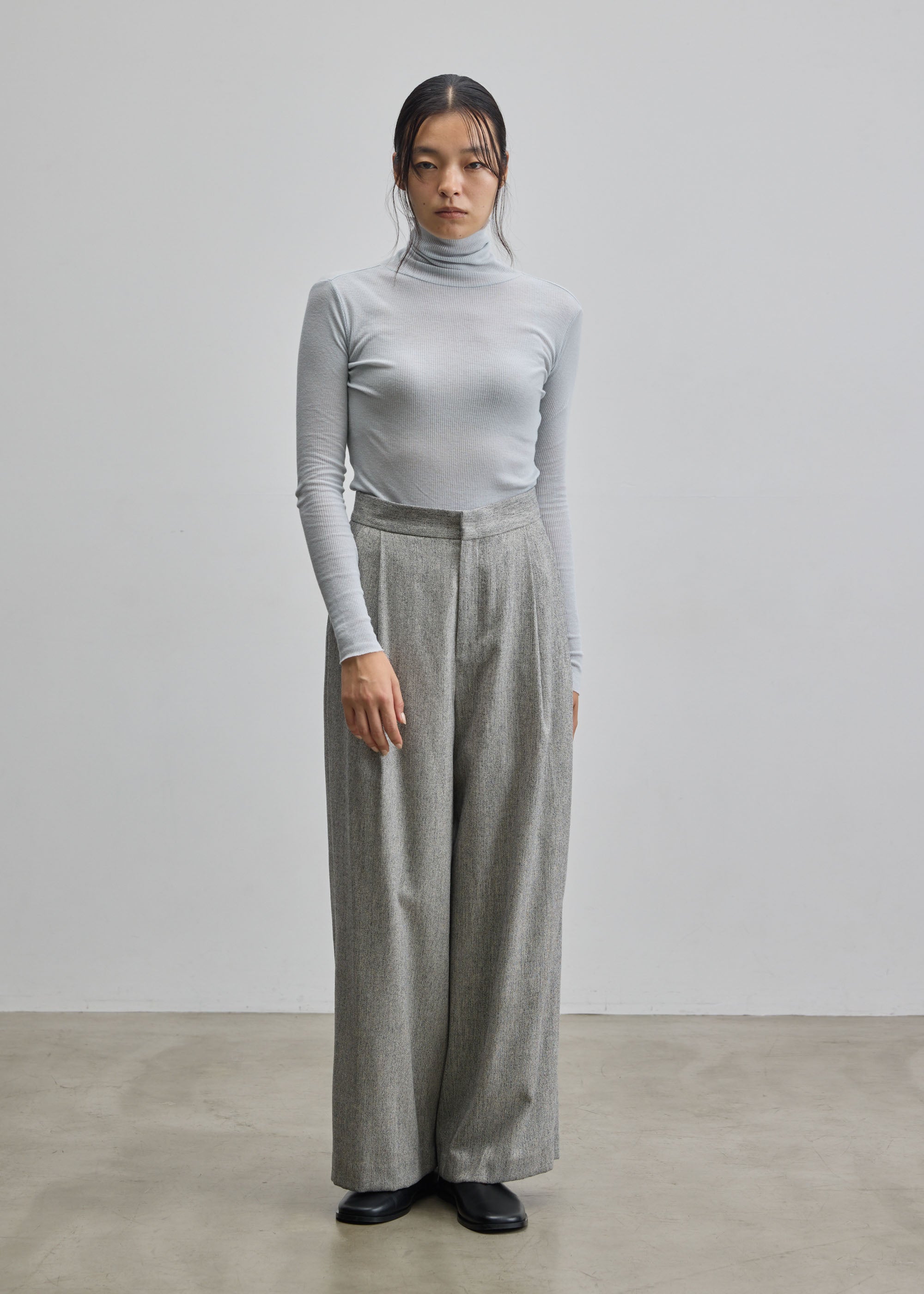 カシミヤ混タートルネックカットソー