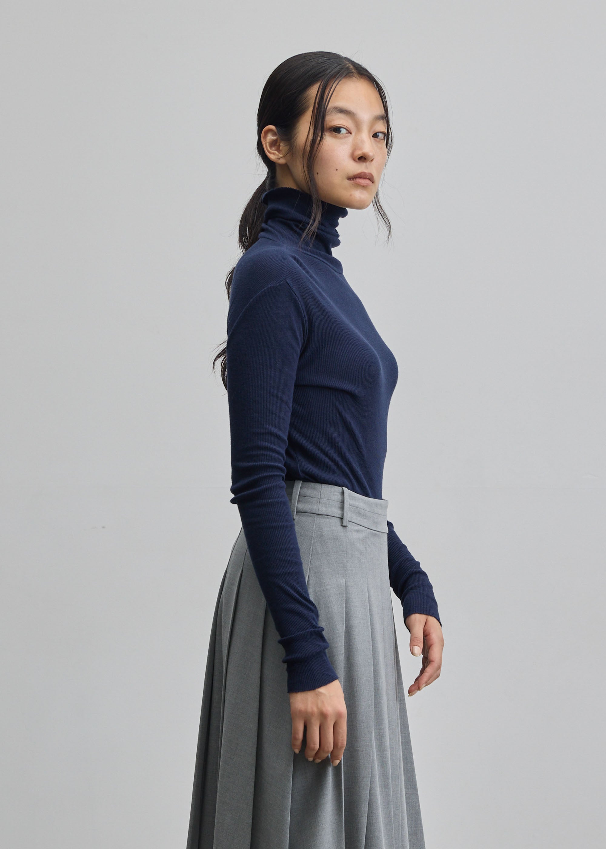 カシミヤ混タートルネックカットソー