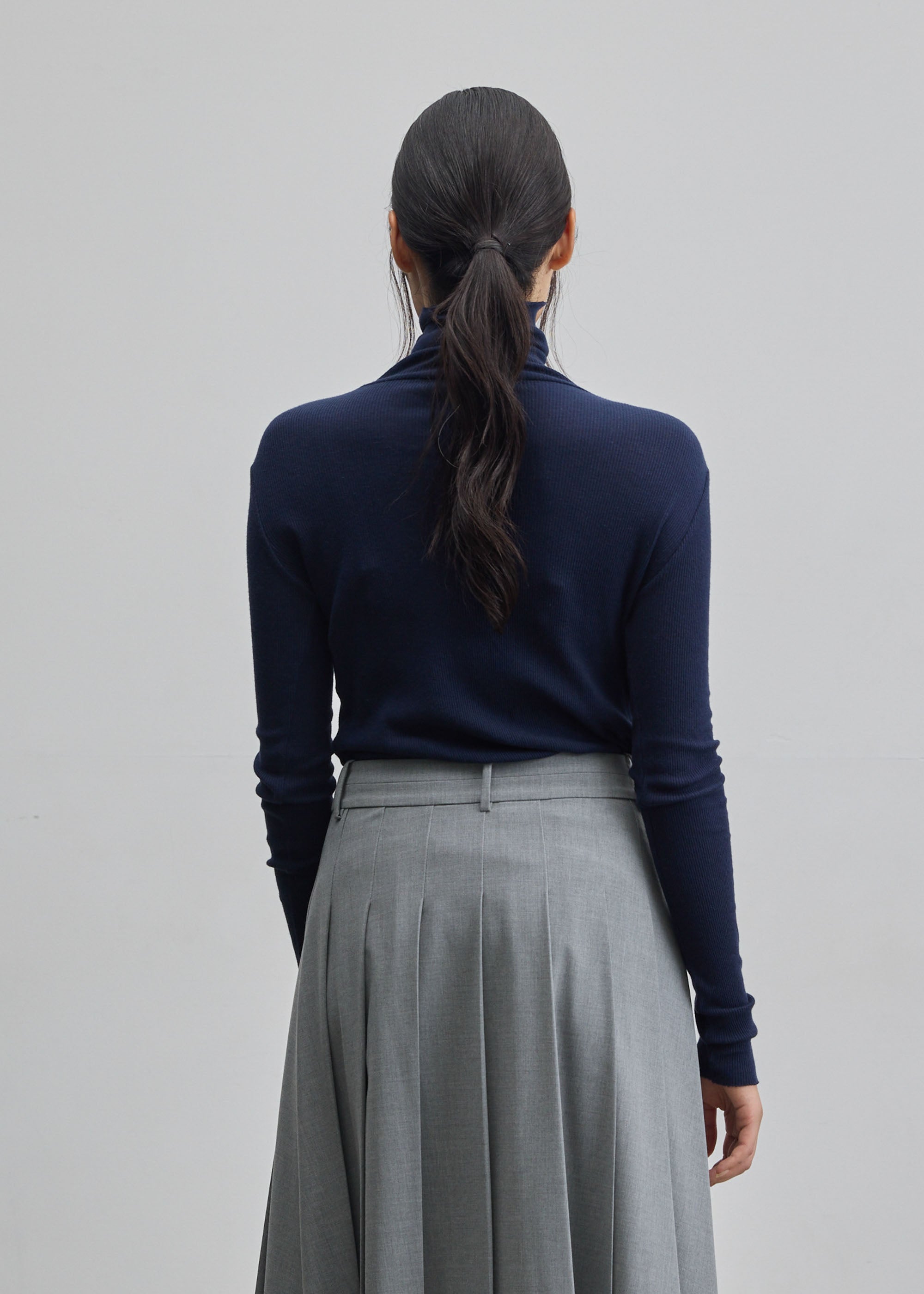 カシミヤ混タートルネックカットソー