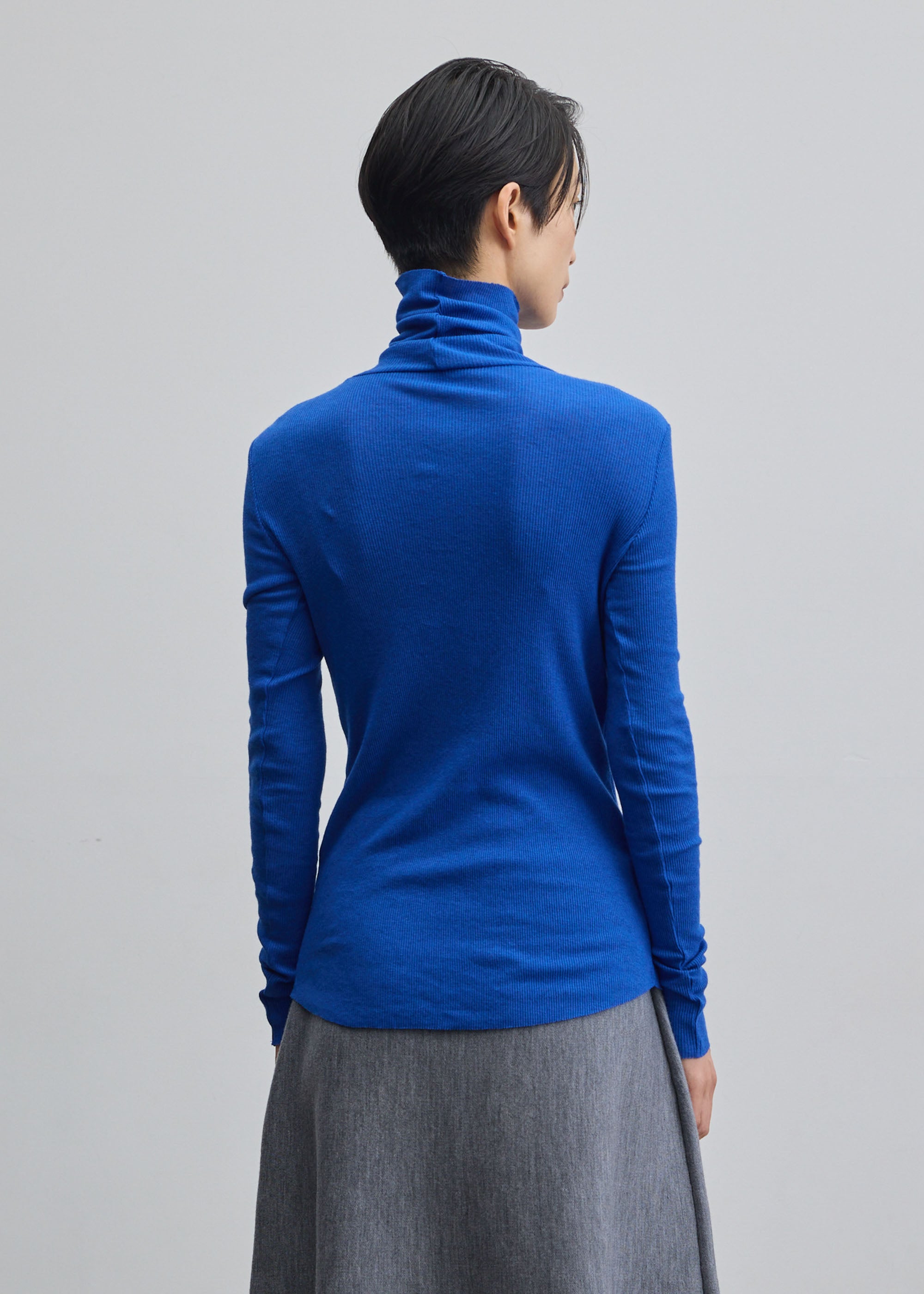 カシミヤ混タートルネックカットソー