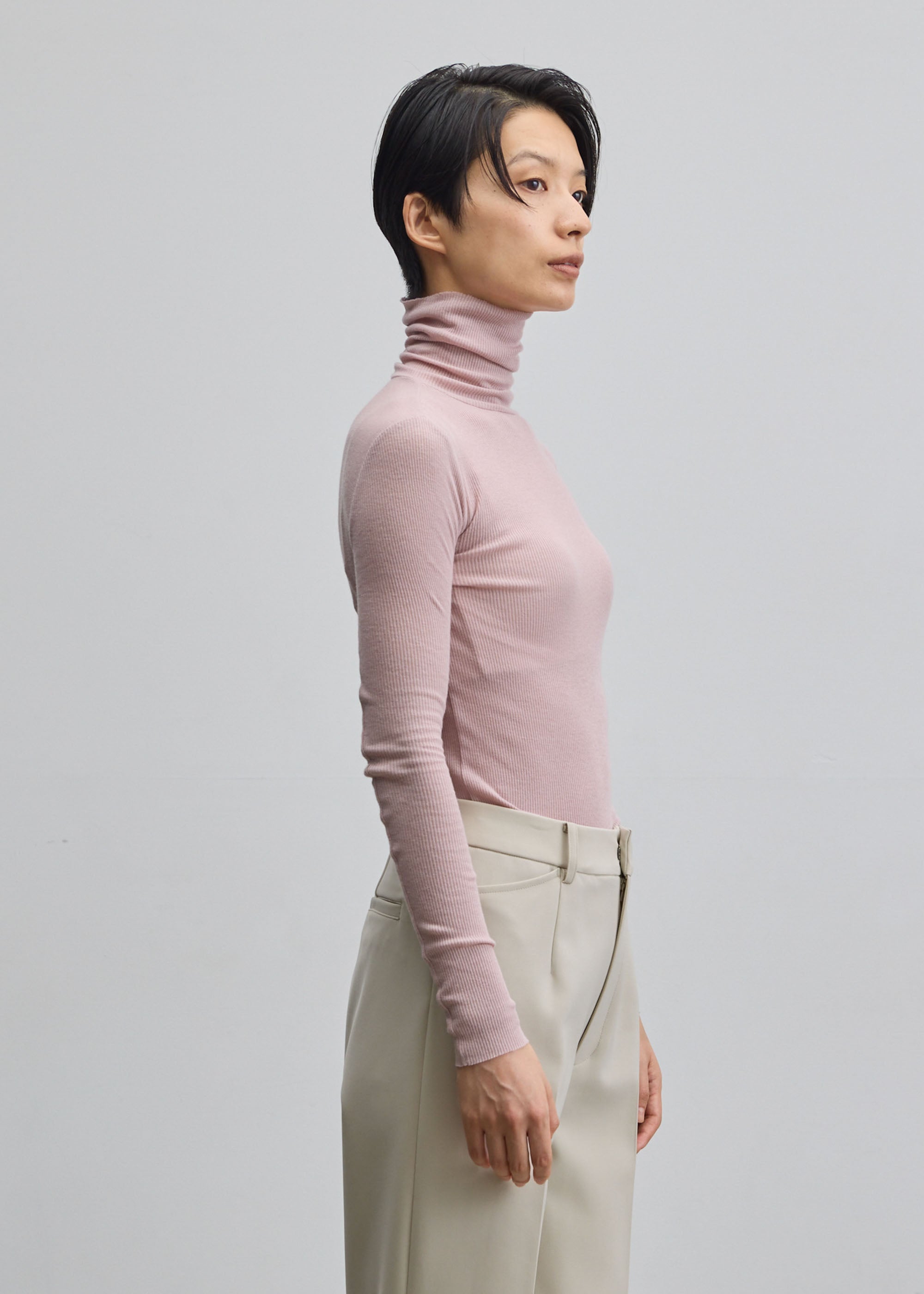 カシミヤ混タートルネックカットソー