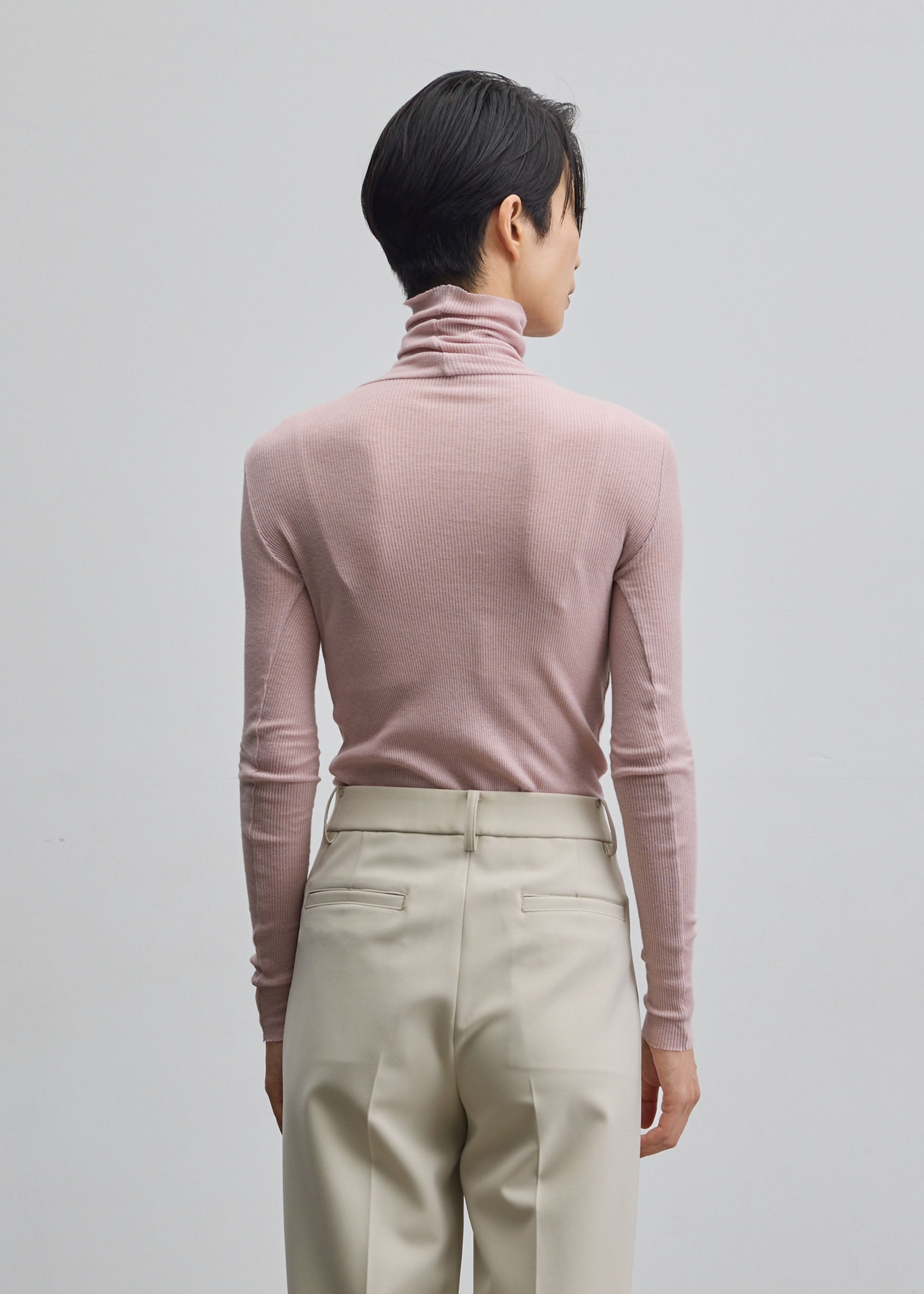 カシミヤ混タートルネックカットソー