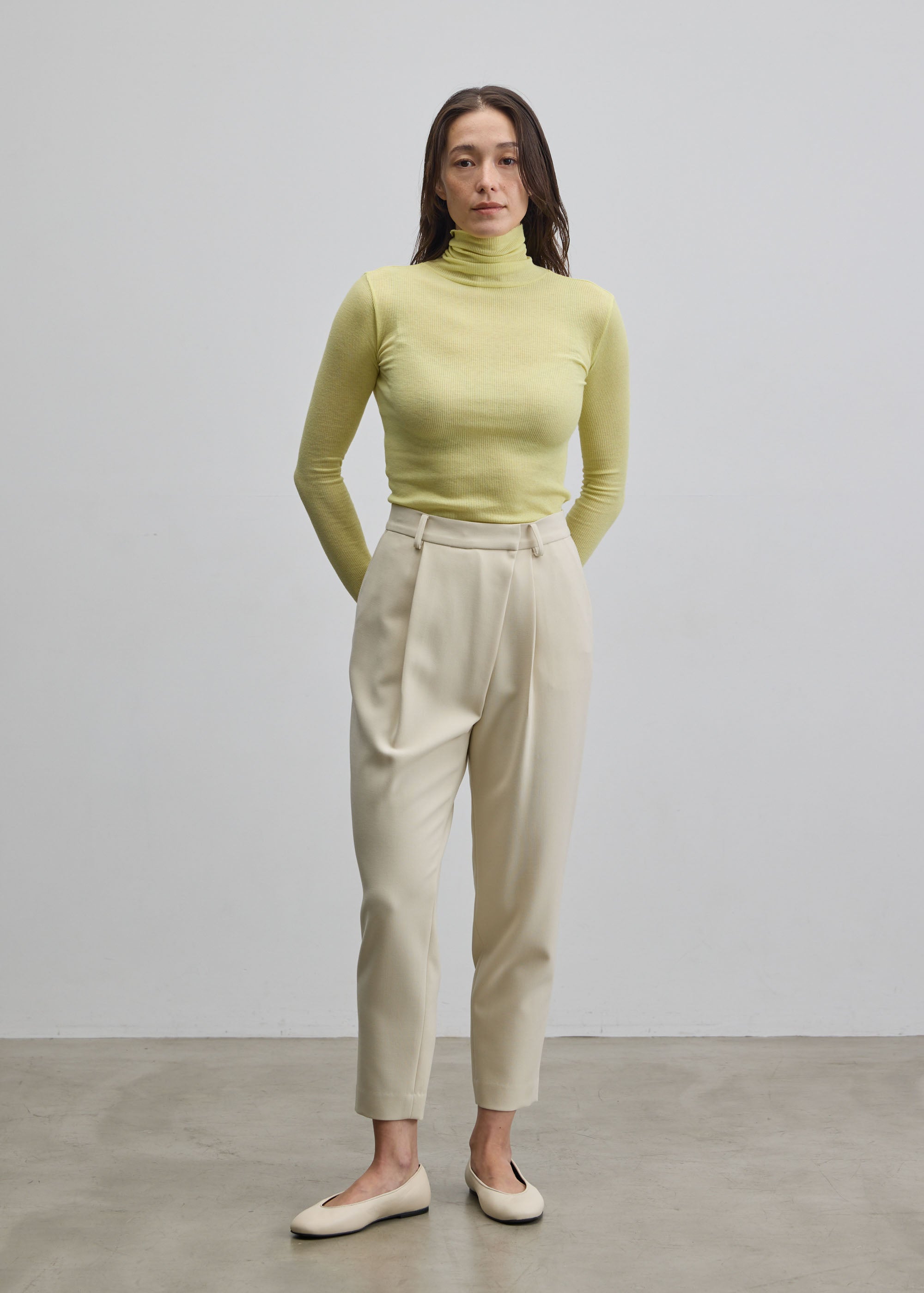 カシミヤ混タートルネックカットソー