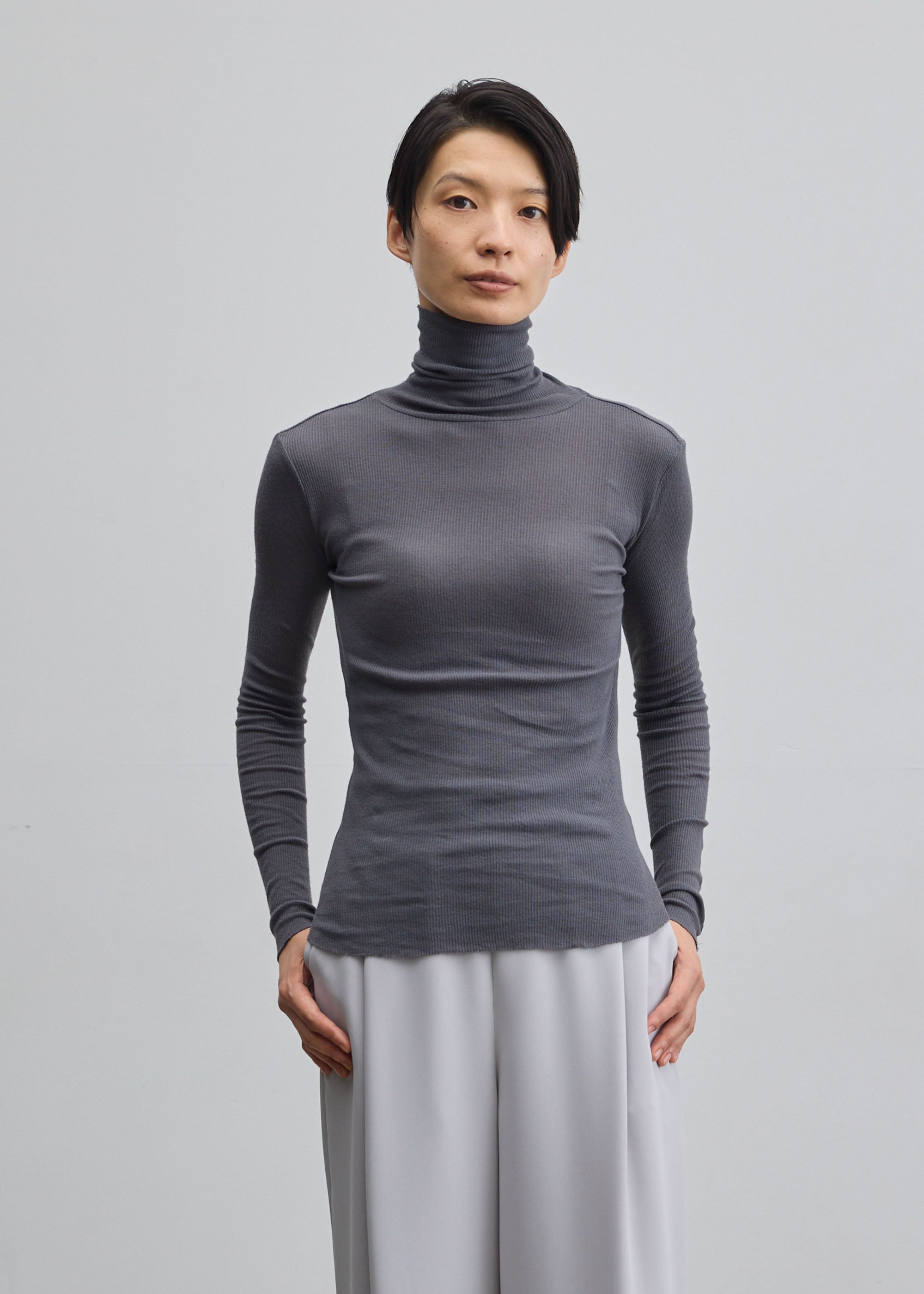 モデル:170cm サイズ:F(M)