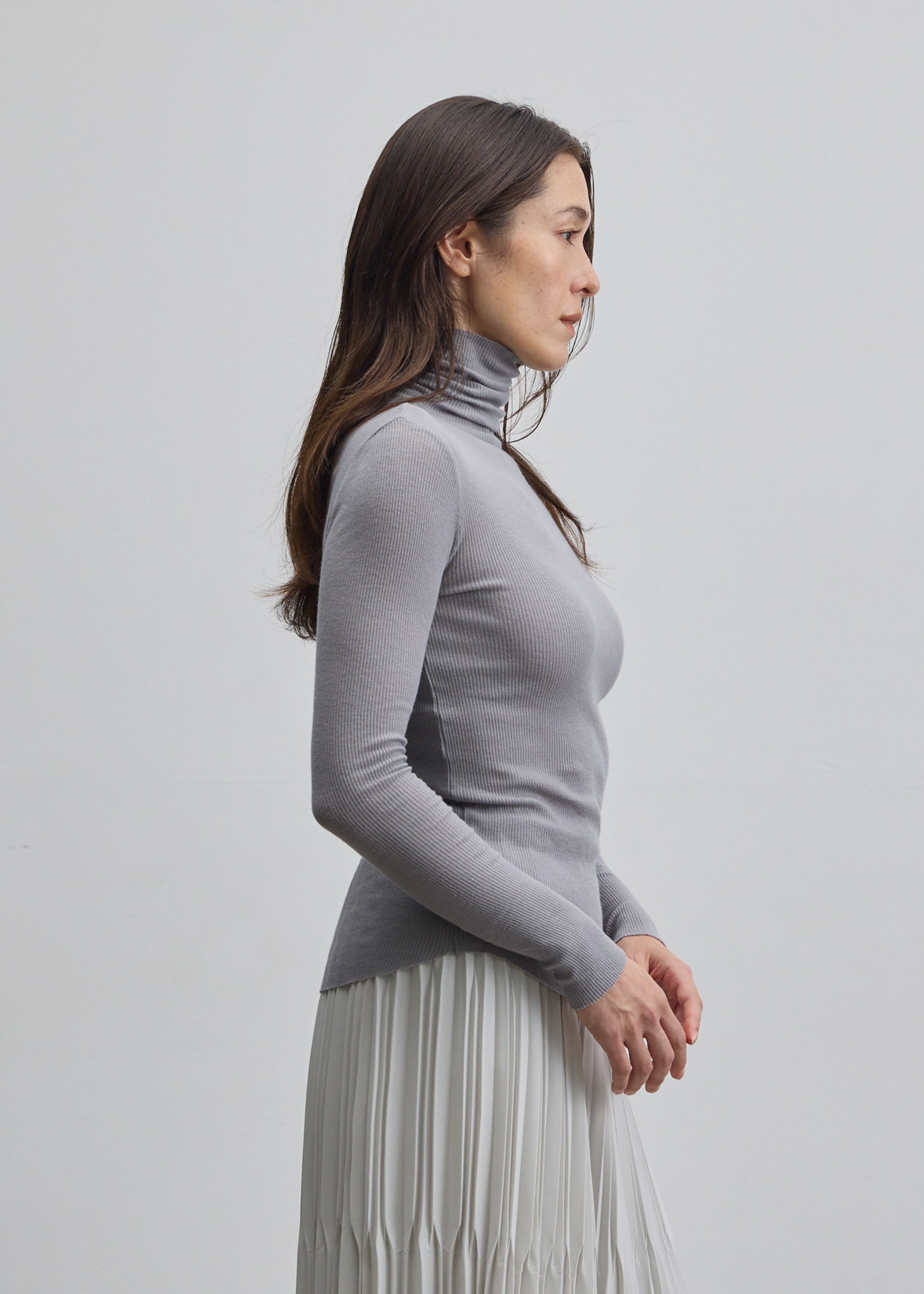 カシミヤ混タートルネックカットソー