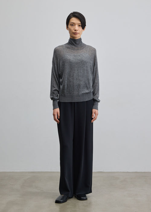 モデル:170cm サイズ:L