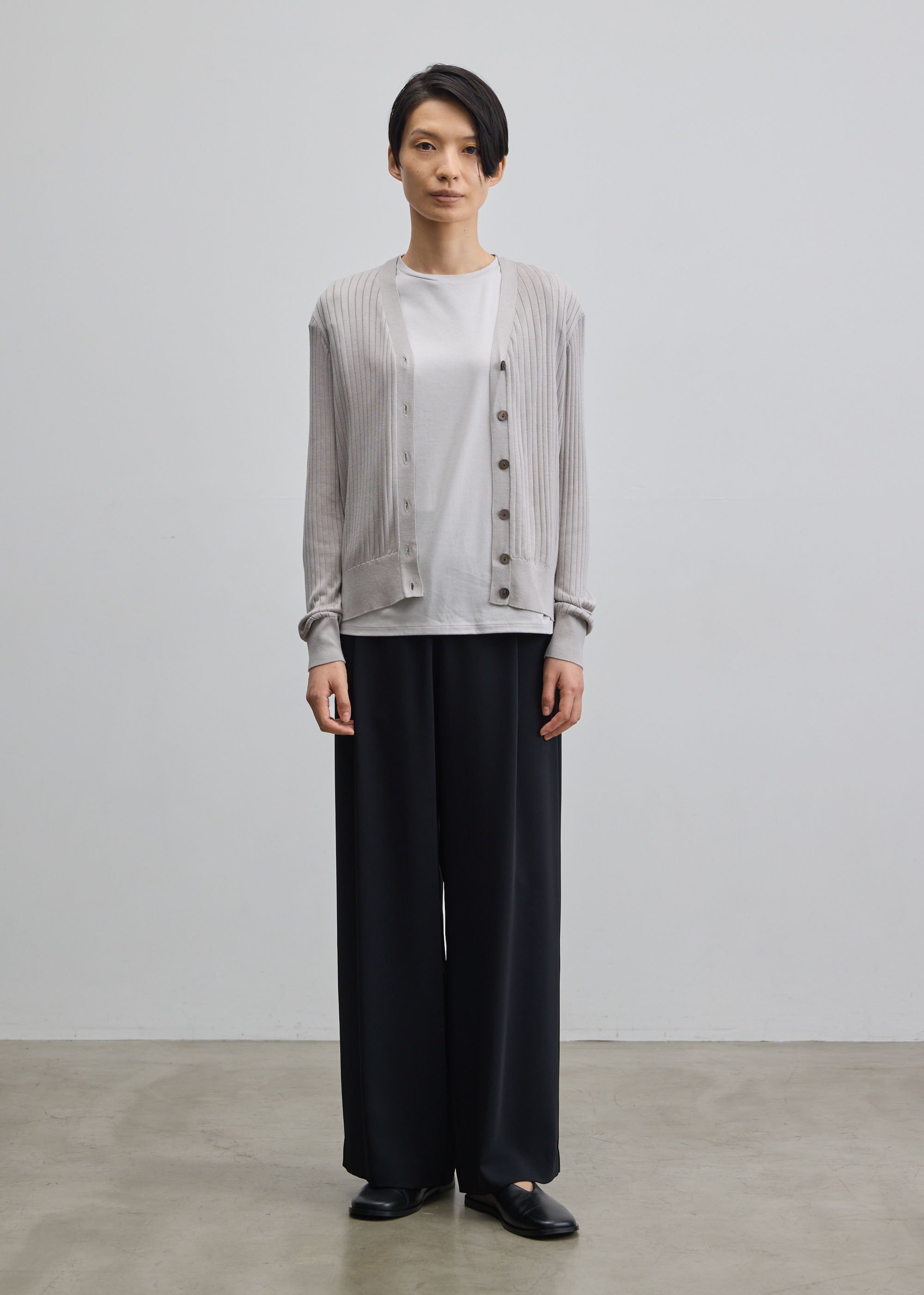 モデル:170cm サイズ:L