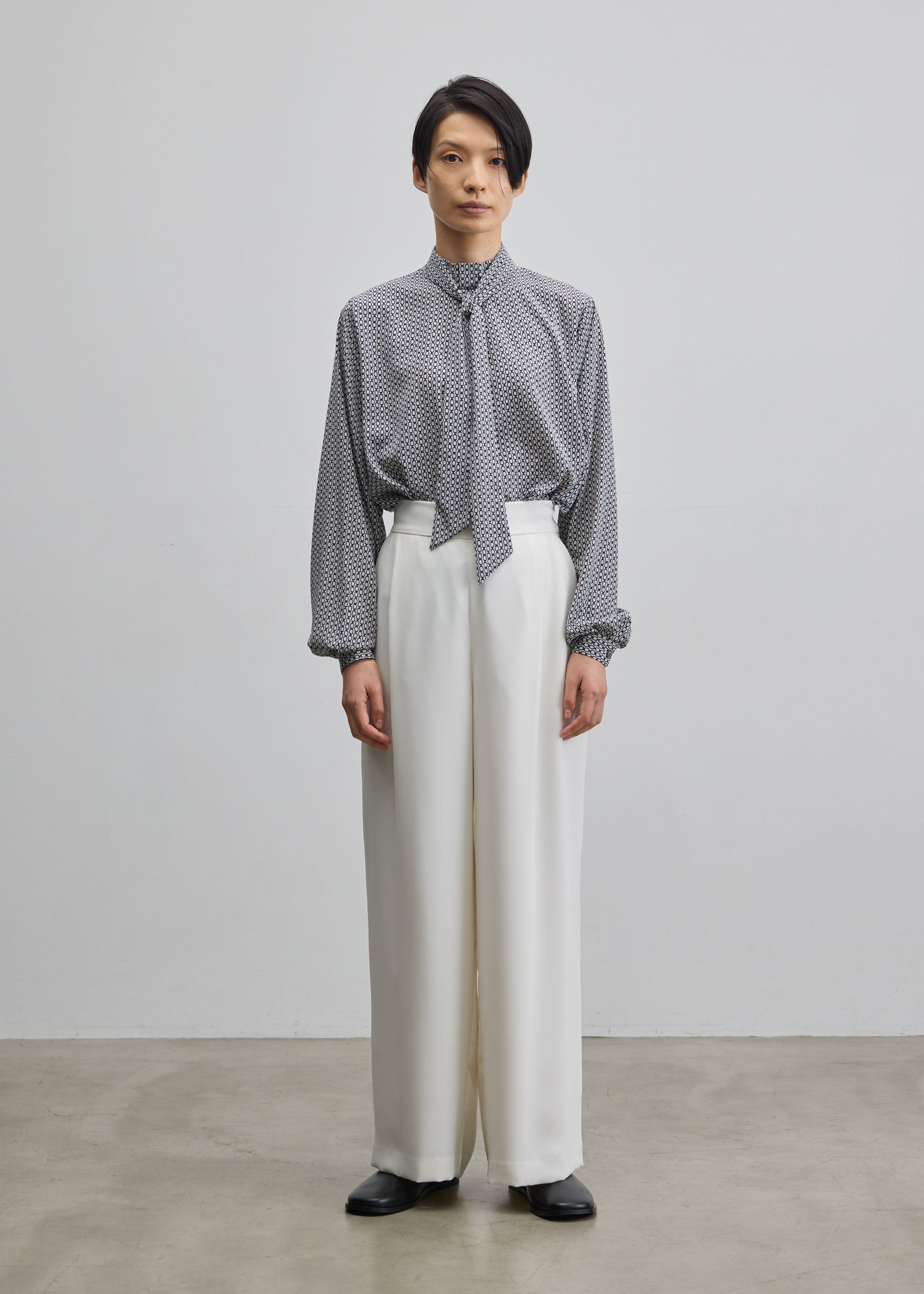 モデル:170cm サイズ:L