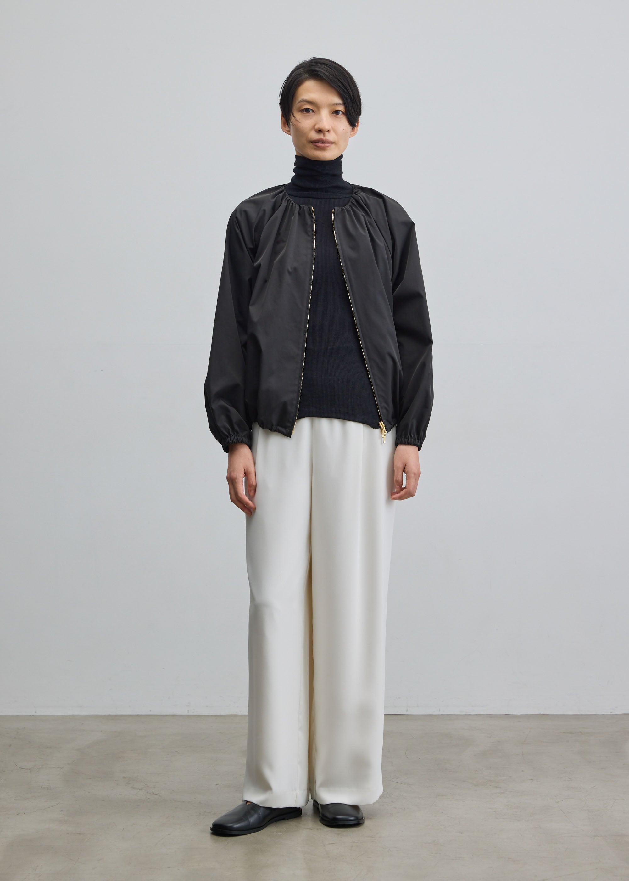 モデル:170cm サイズ:L