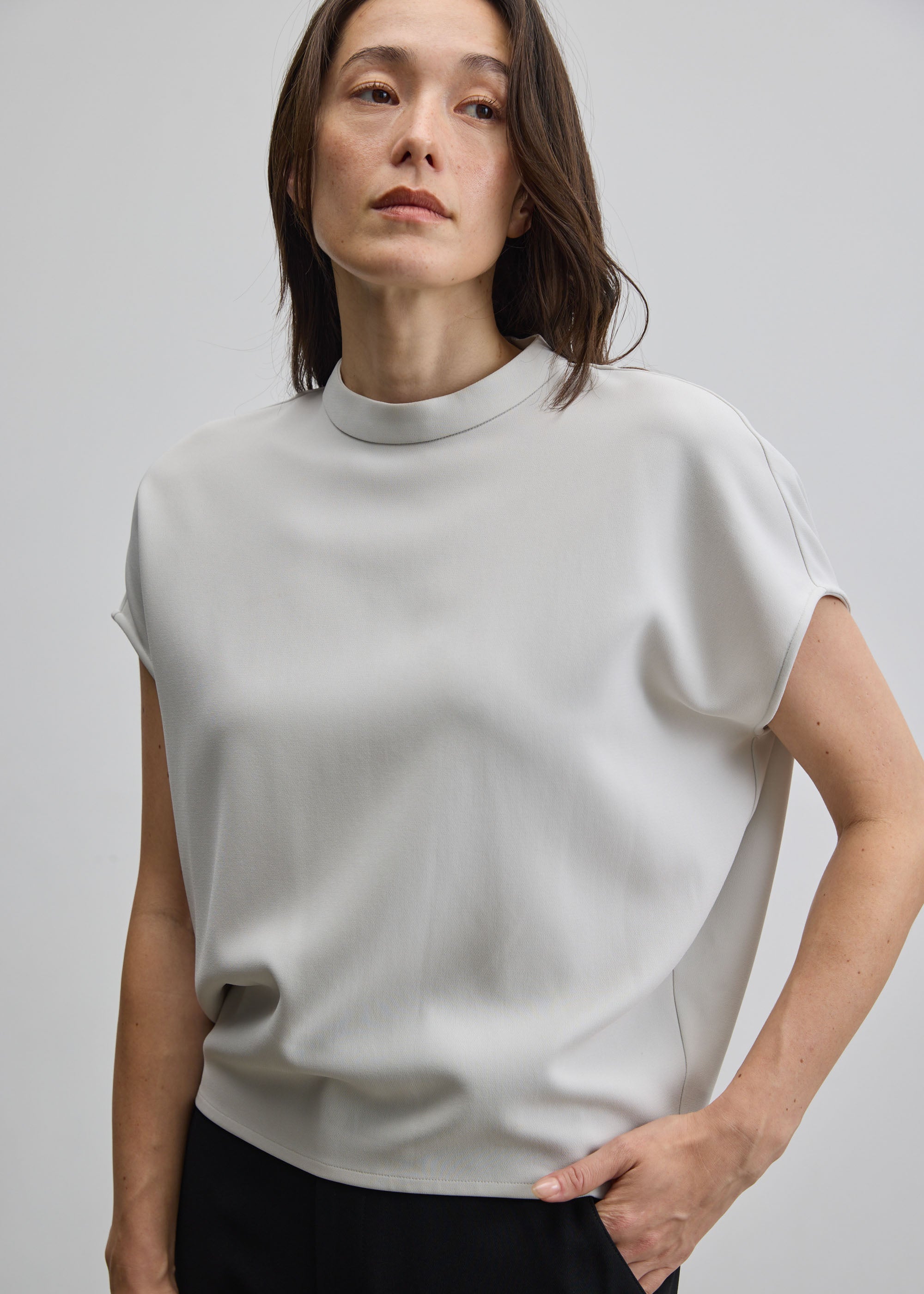 スタンドカラーコクーンブラウス