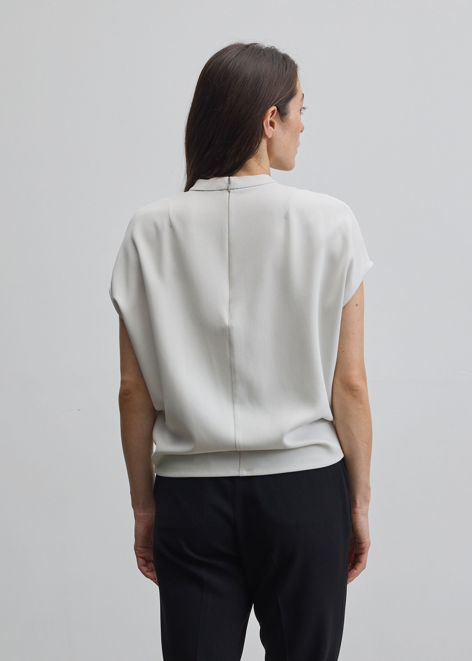 スタンドカラーコクーンブラウス