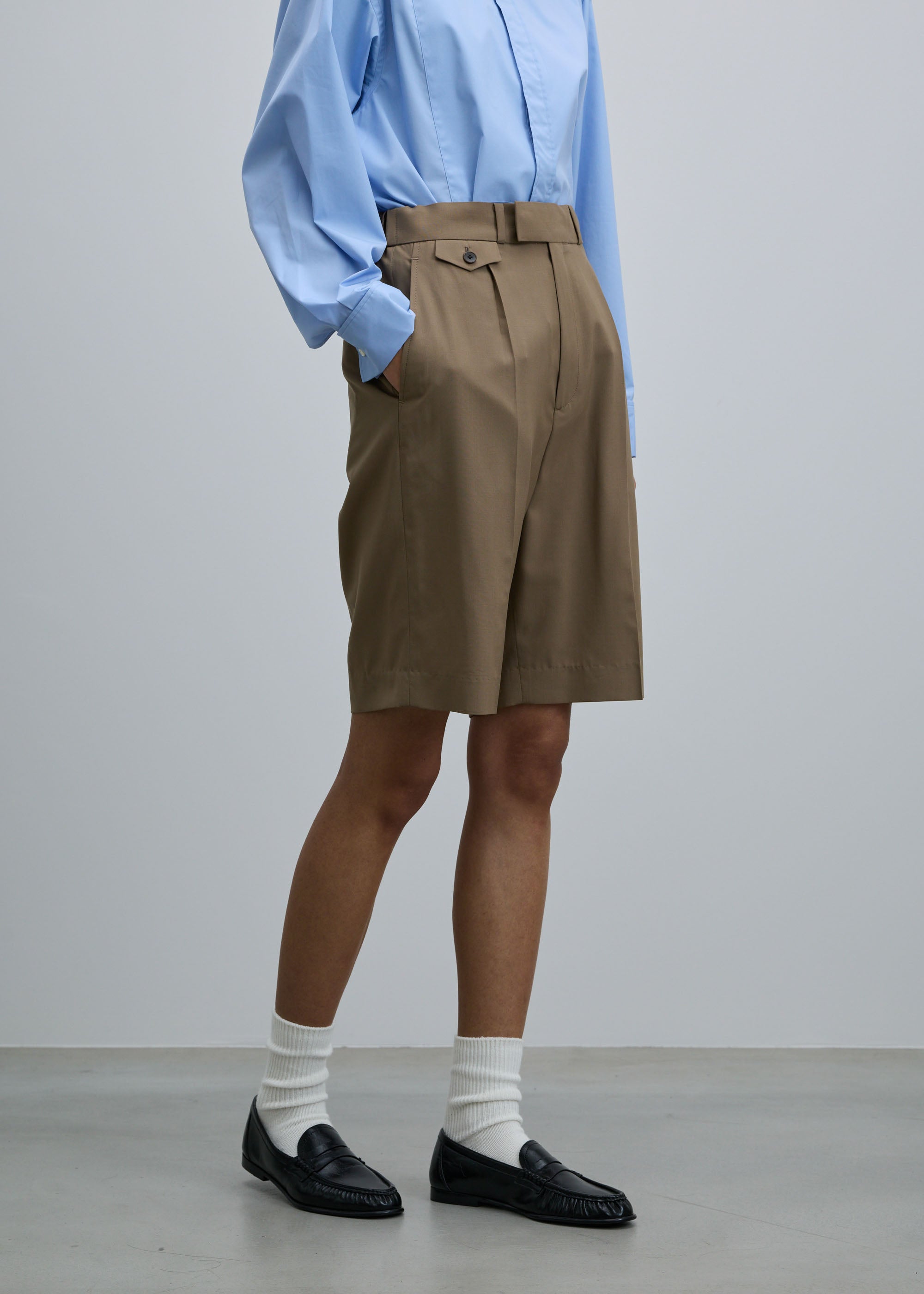 スーパー140ライトウールバミューダパンツ