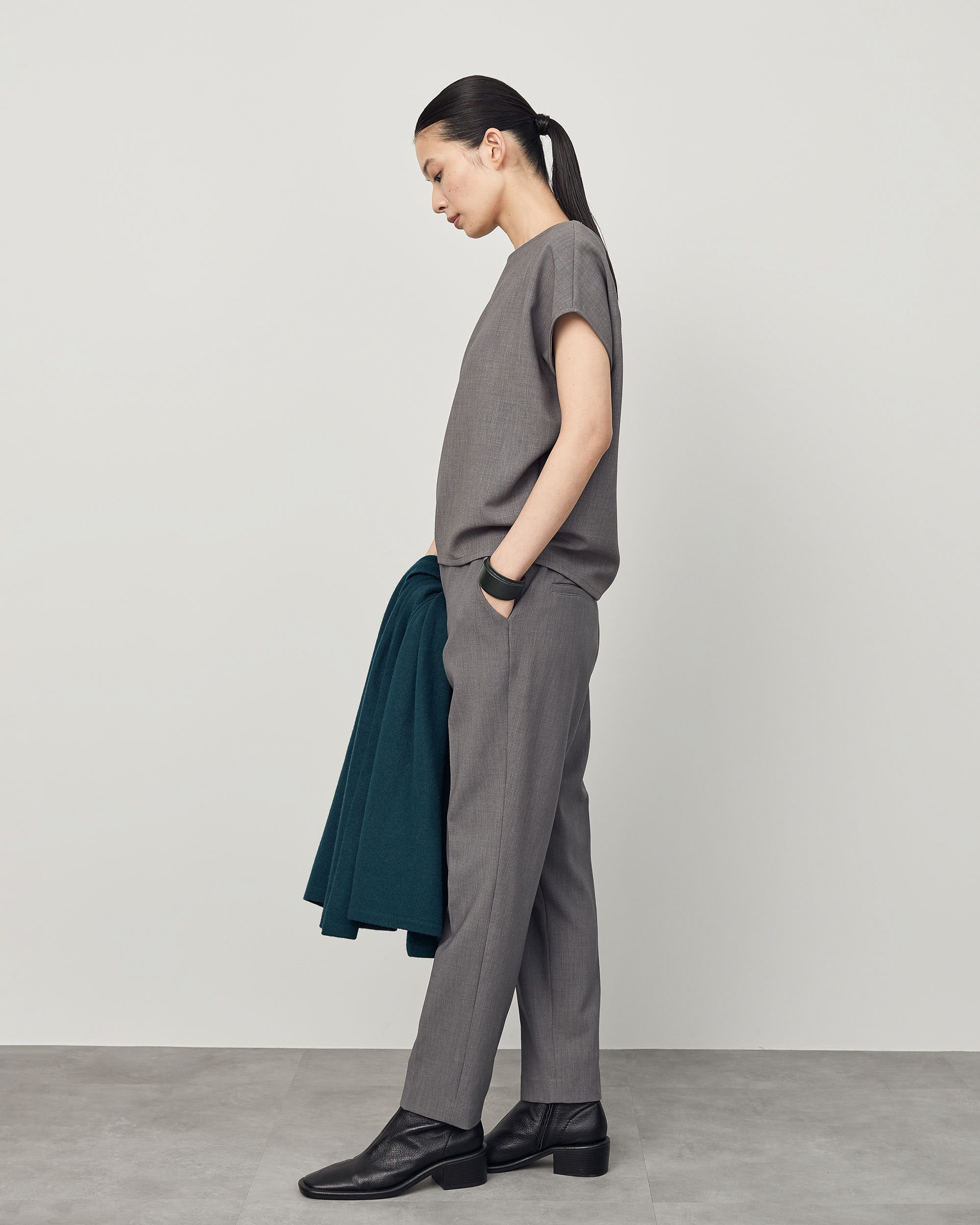 ウールライクセンタープレスパンツ