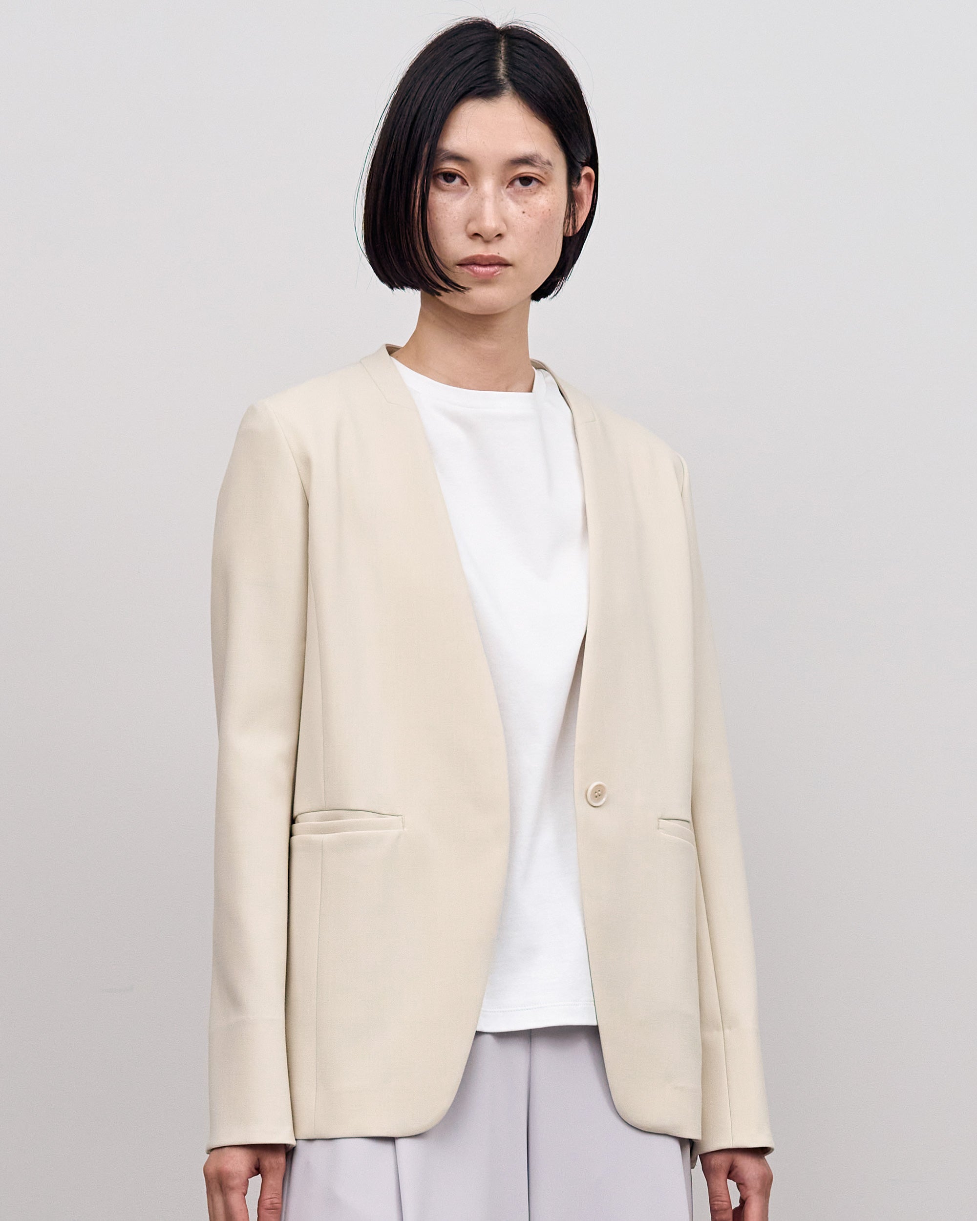 モデル:170cm サイズ:M