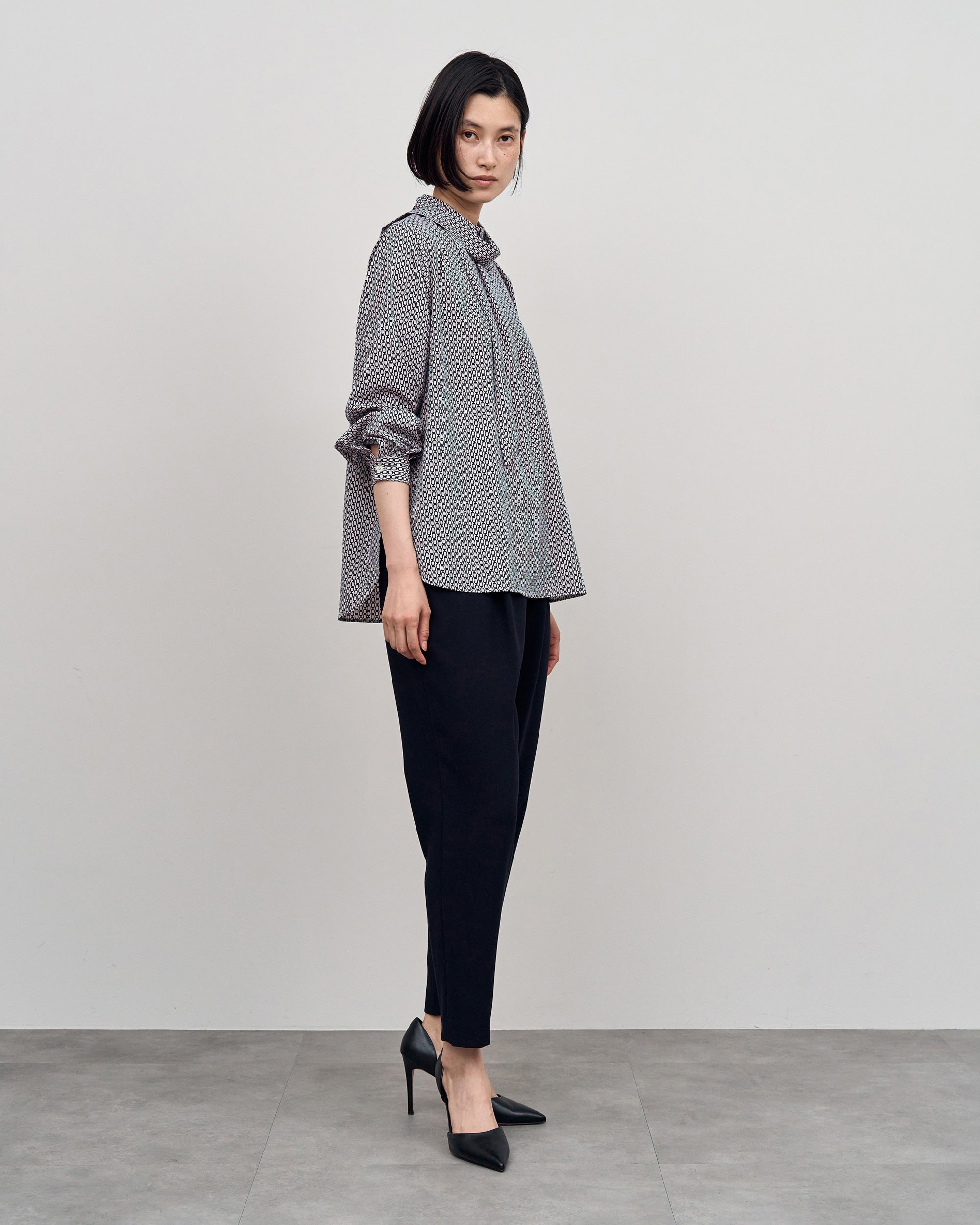 ウールライクタックパンツ