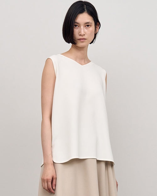 モデル:170cm サイズ:M