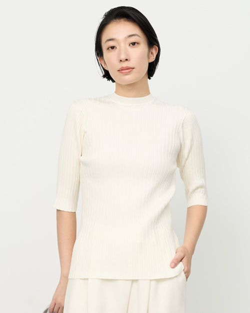 モデル:171cm サイズ:M