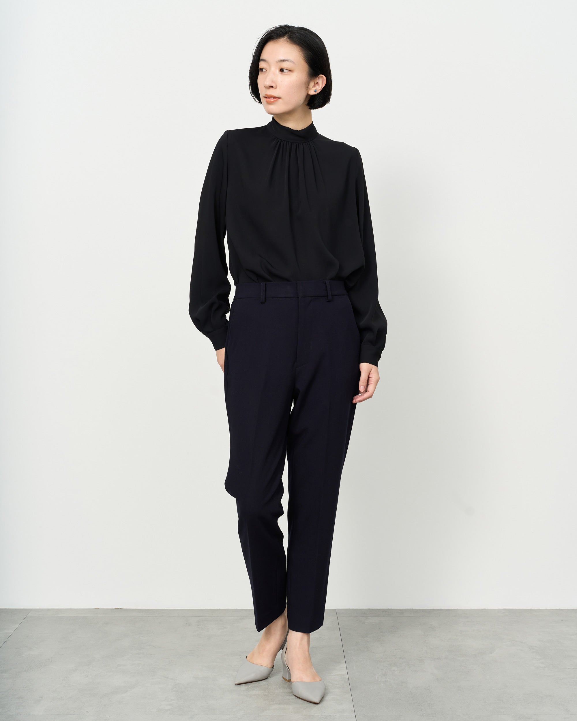 ウールライクセンタープレスパンツ