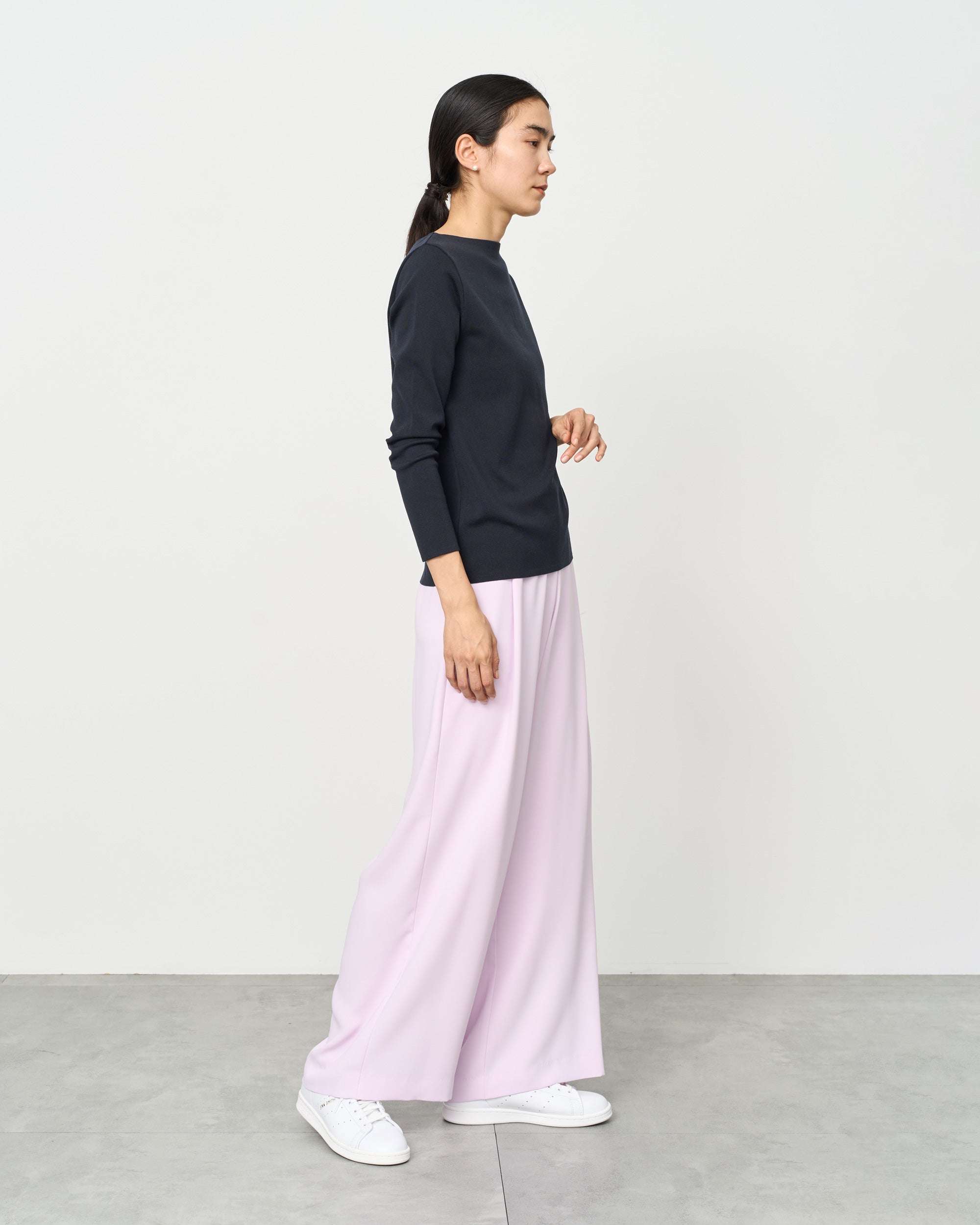 サイドタックワイドパンツ