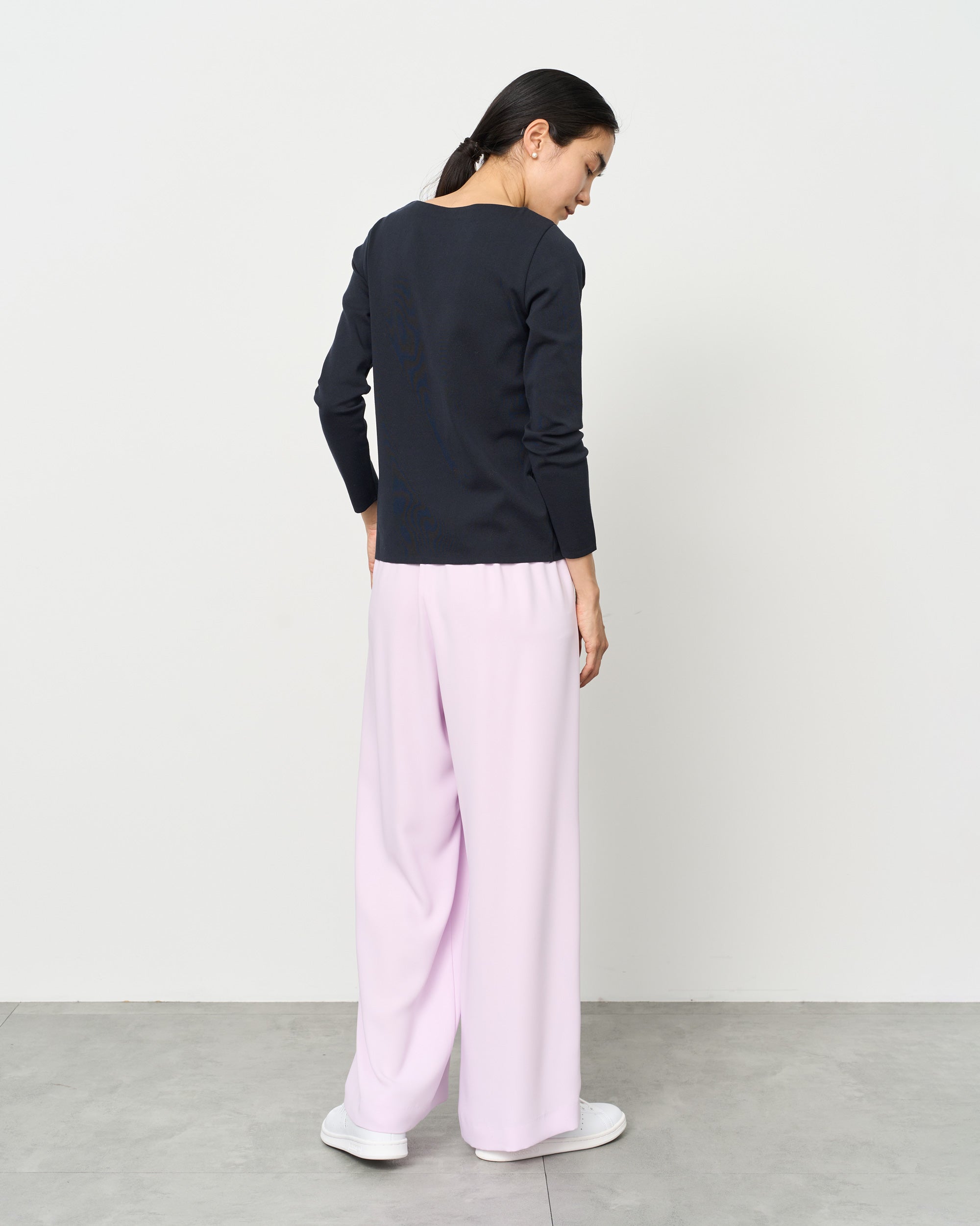 サイドタックワイドパンツ