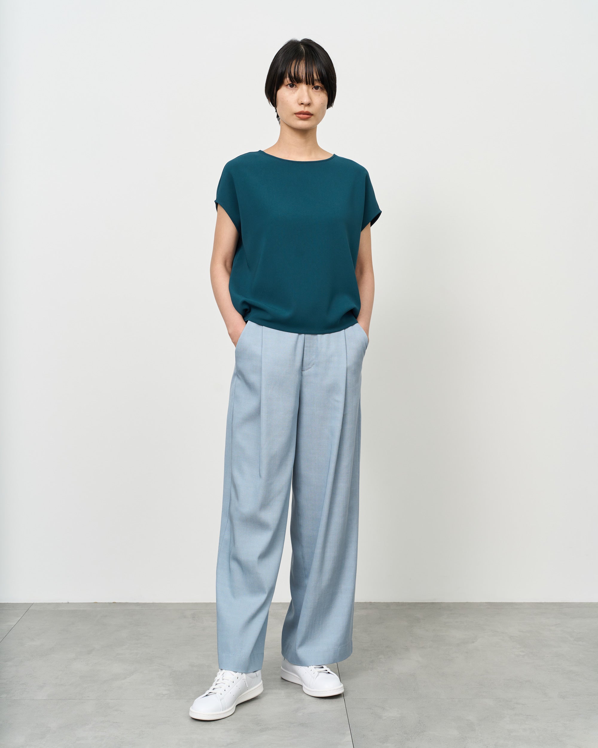 ショートスリーブコクーンブラウス