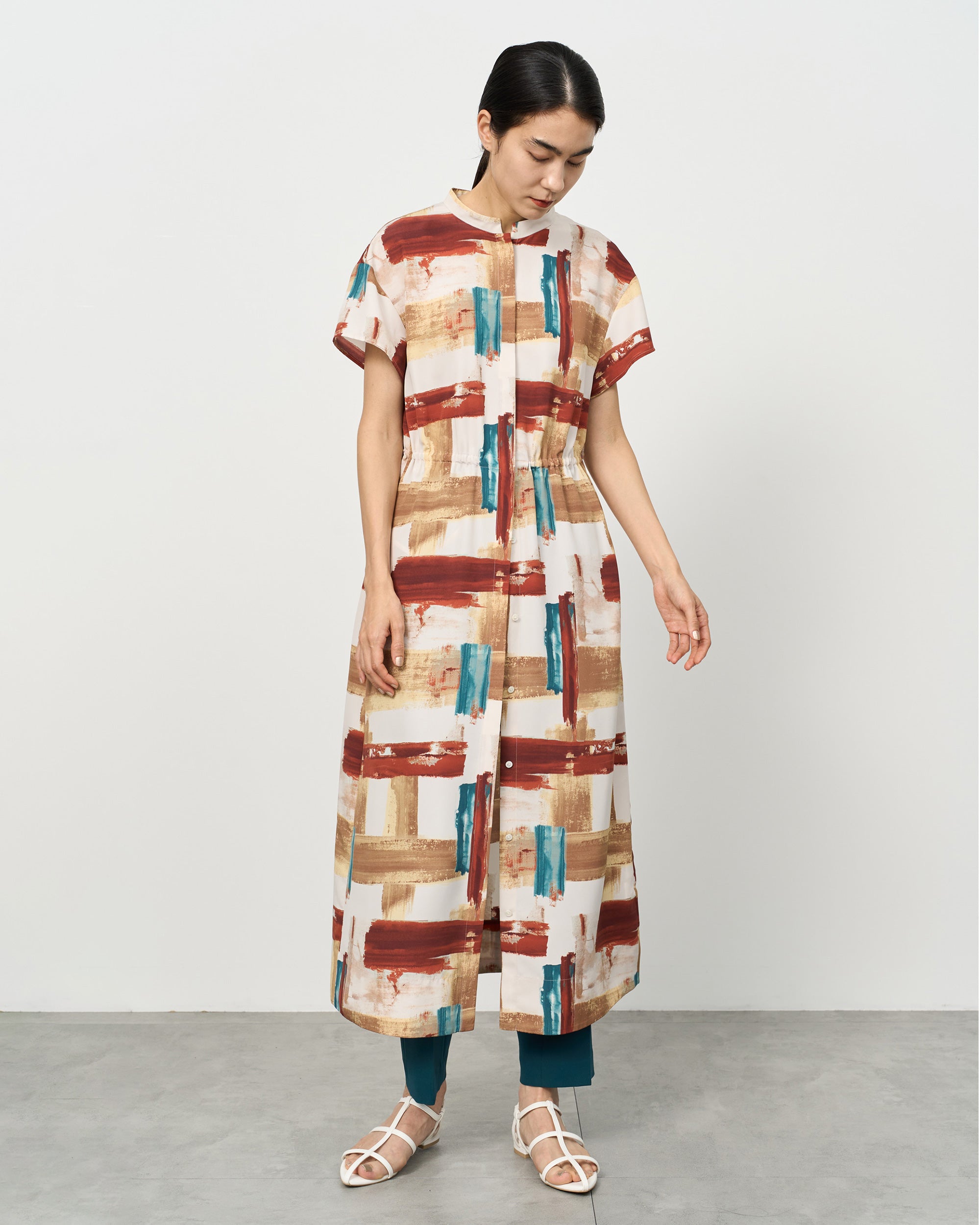 ペイント柄ワンピース