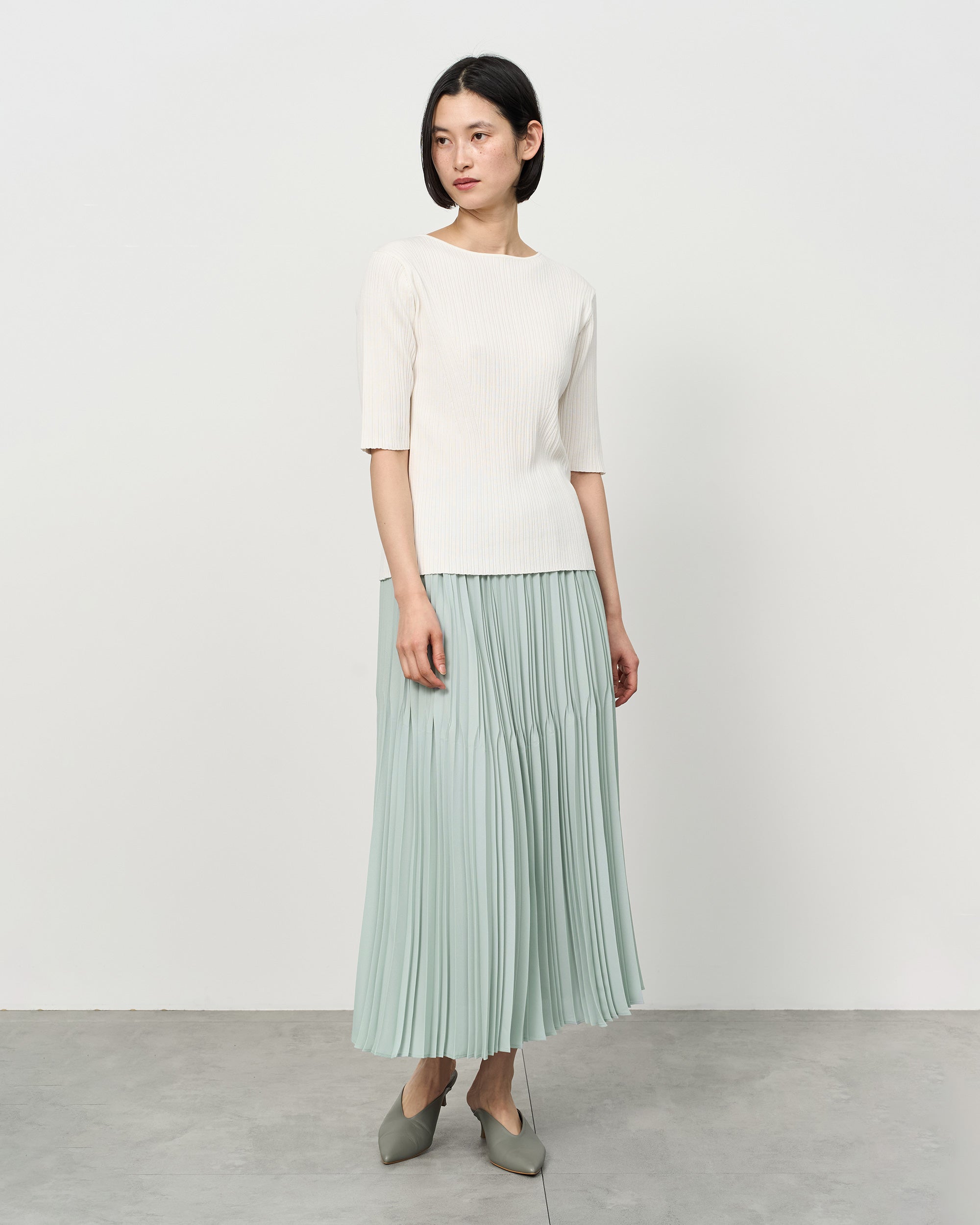 モデル:170cm 丈:85cm