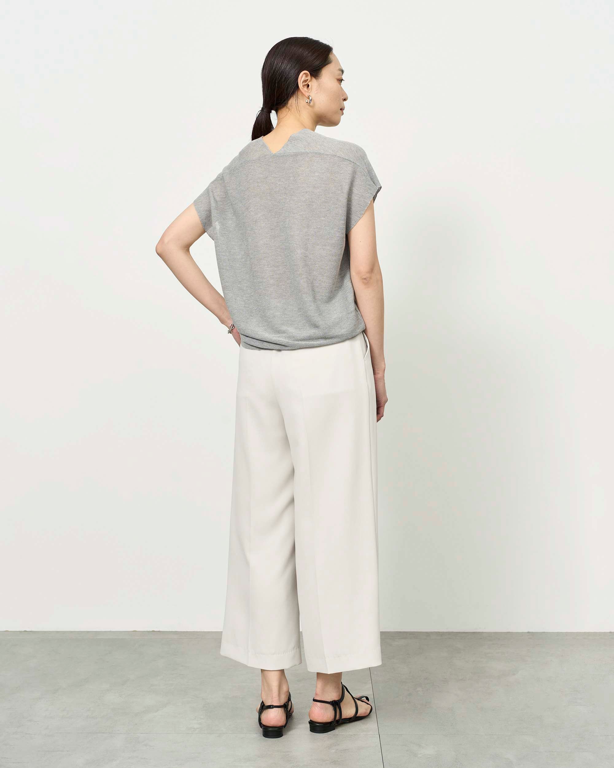 ライトクロスクロップドワイドパンツ