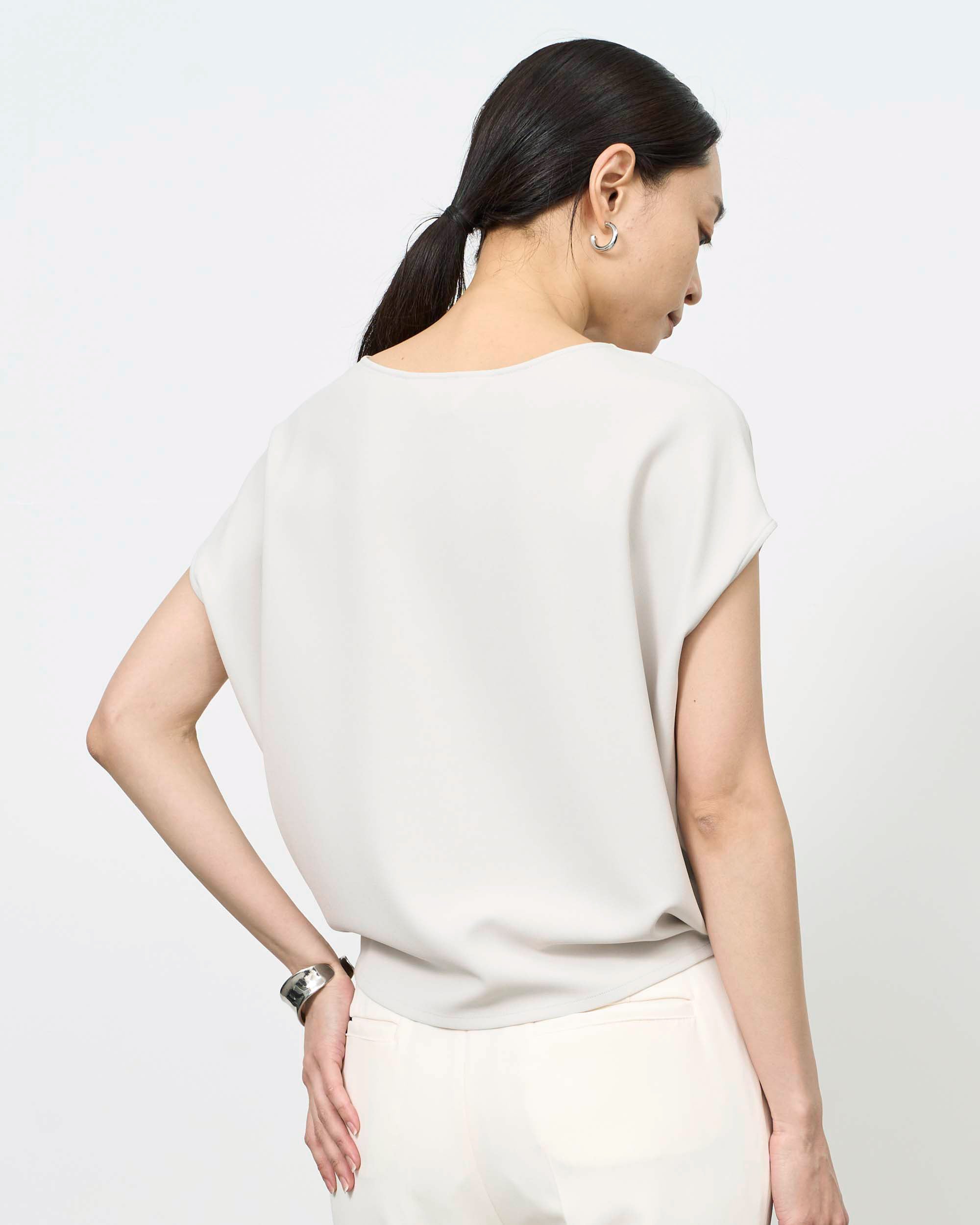 ショートスリーブコクーンブラウス