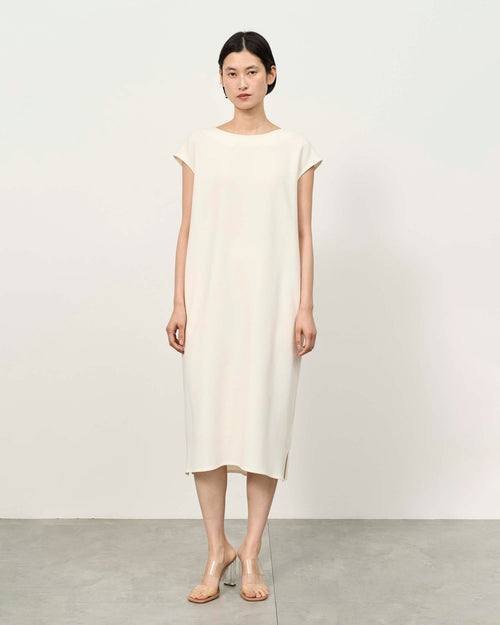 モデル:170cm サイズ:L