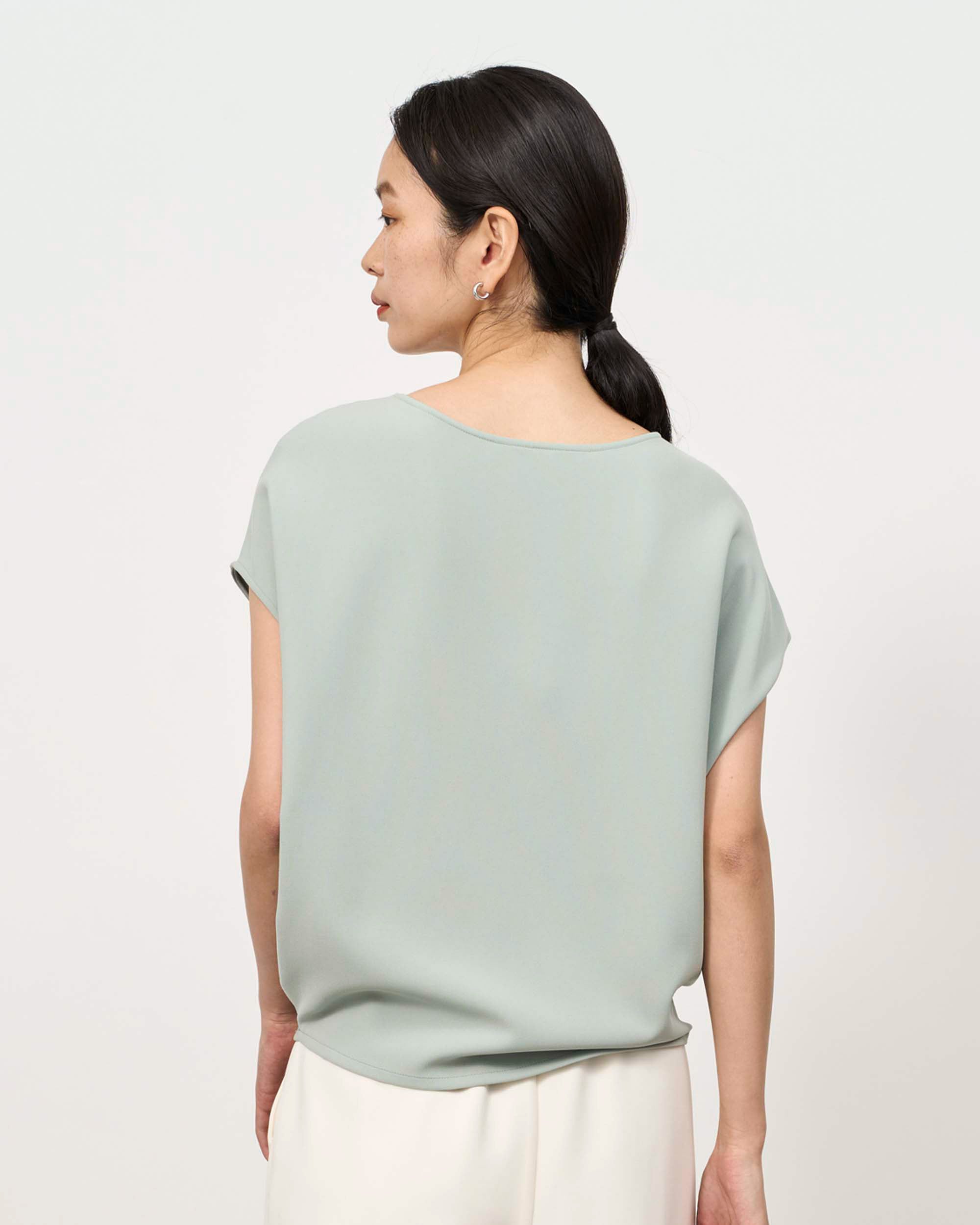 ショートスリーブコクーンブラウス