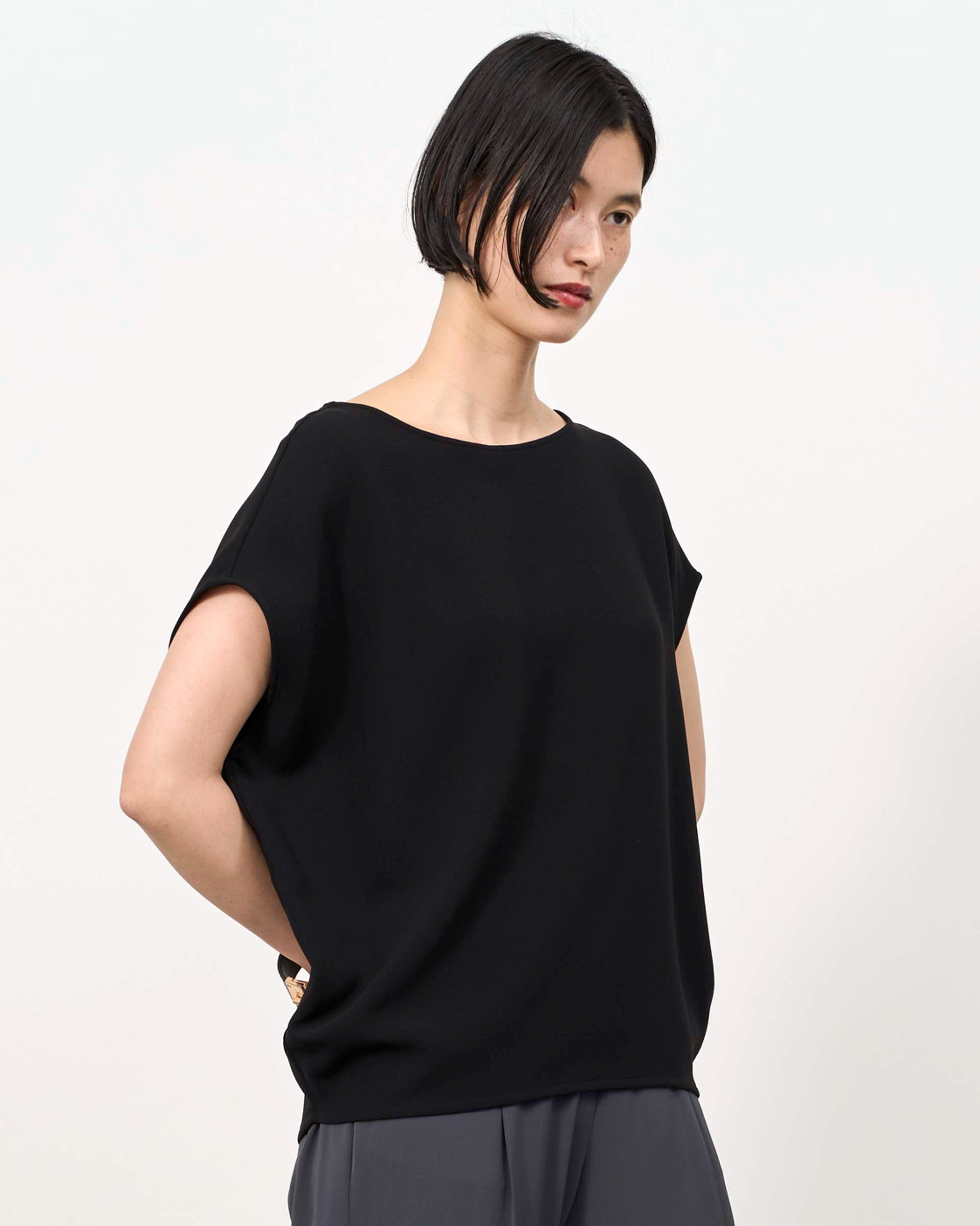 ショートスリーブコクーンブラウス