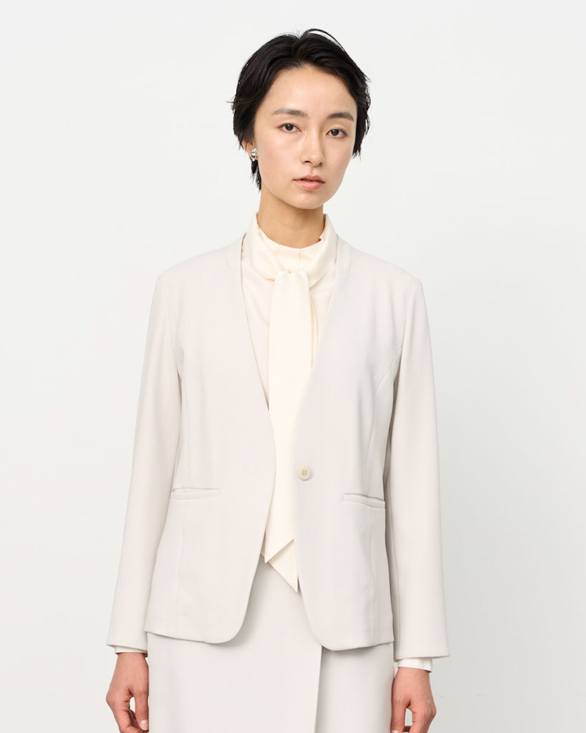 モデル:170cm サイズ:M