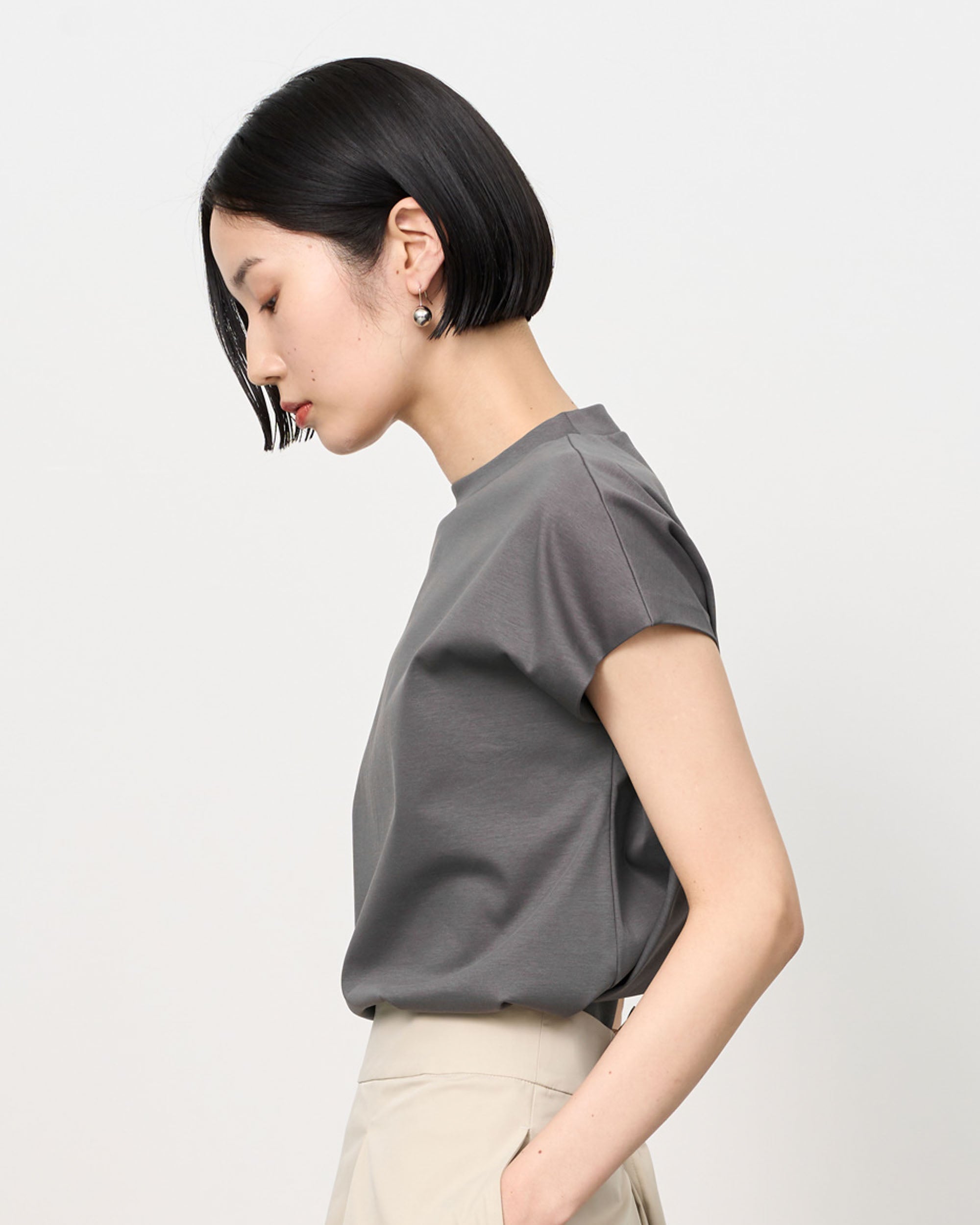 COOL SMOOTH スタンドカラーカットソー