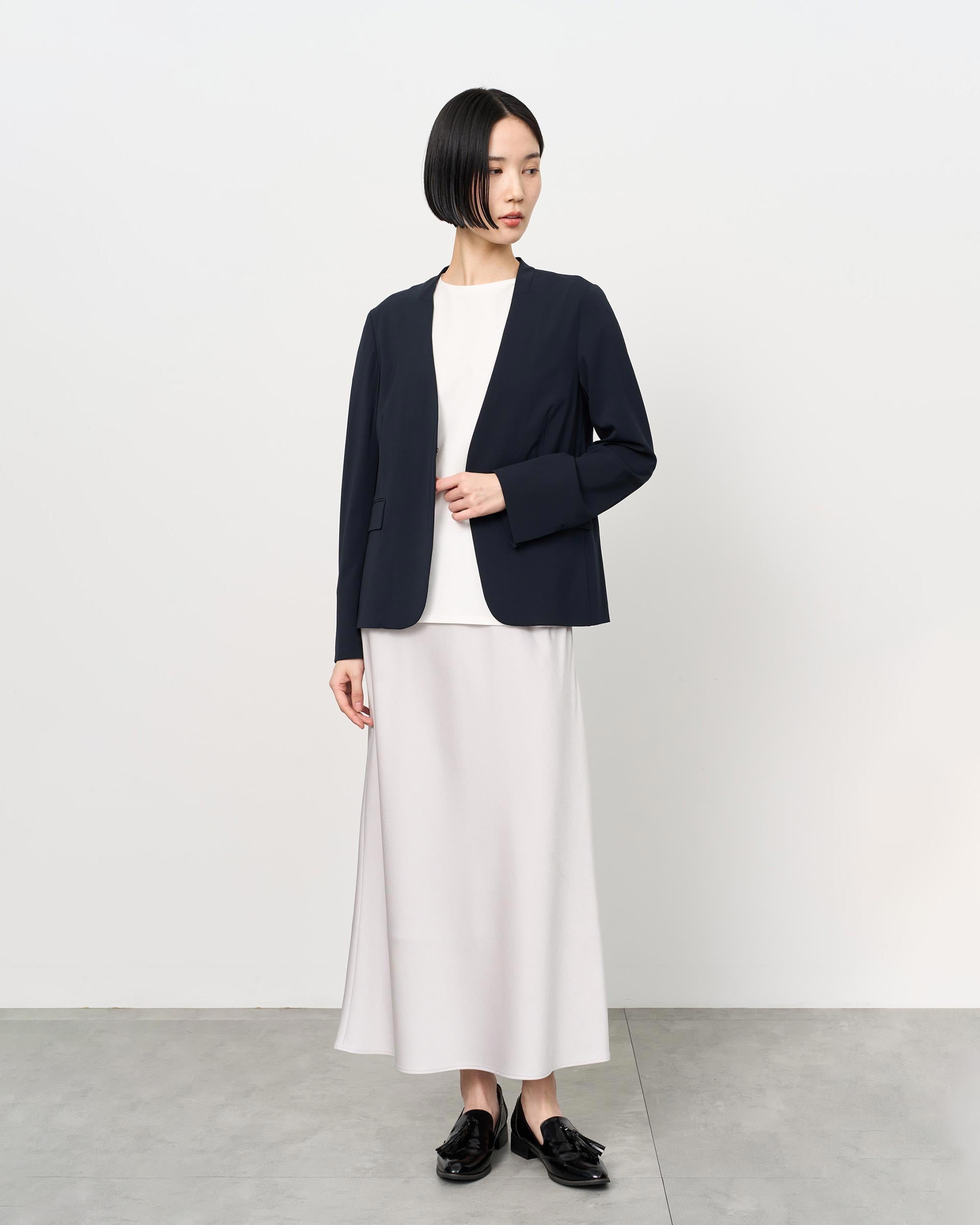 トリアセサテンロングスカート