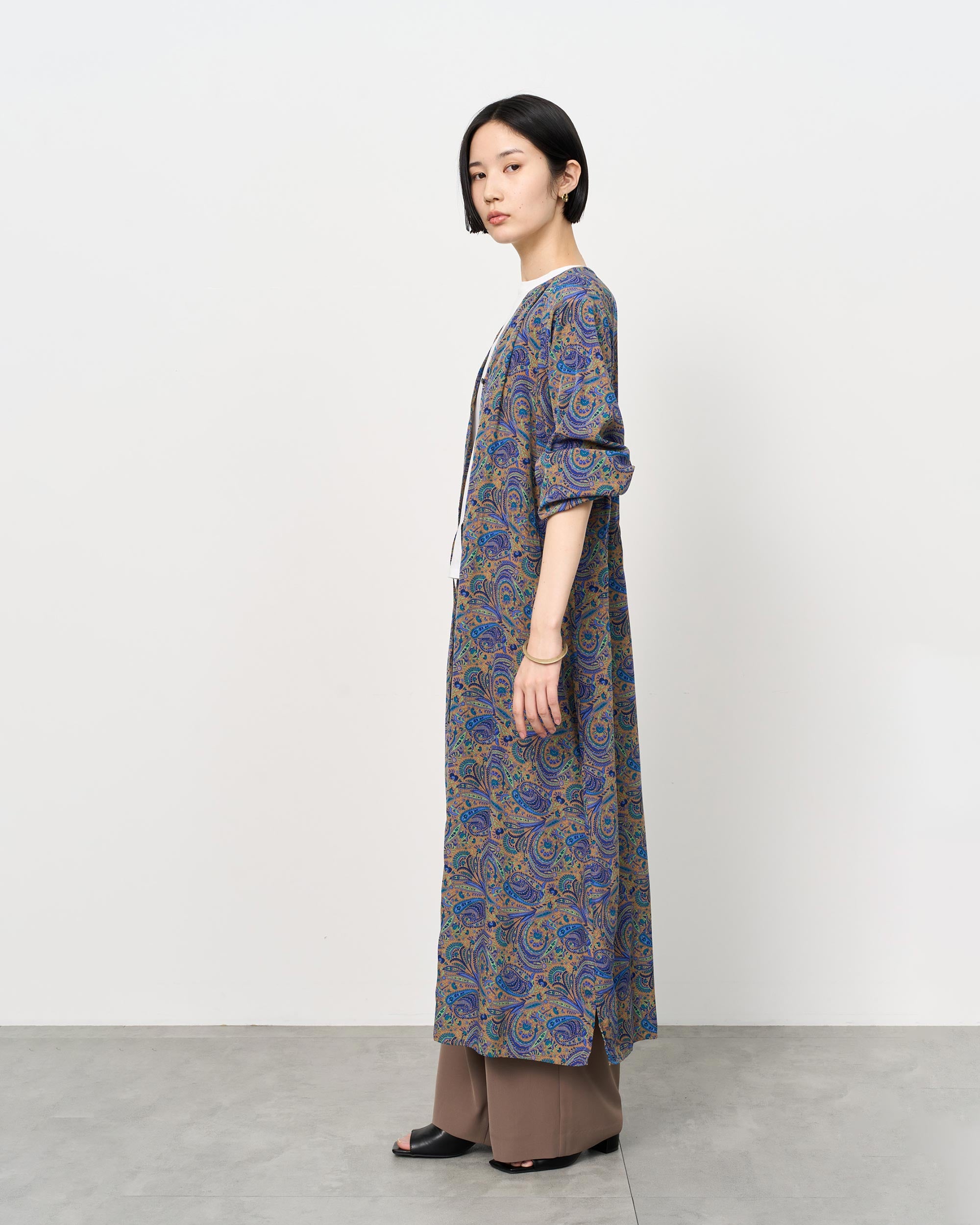 ペイズリー柄ワンピース