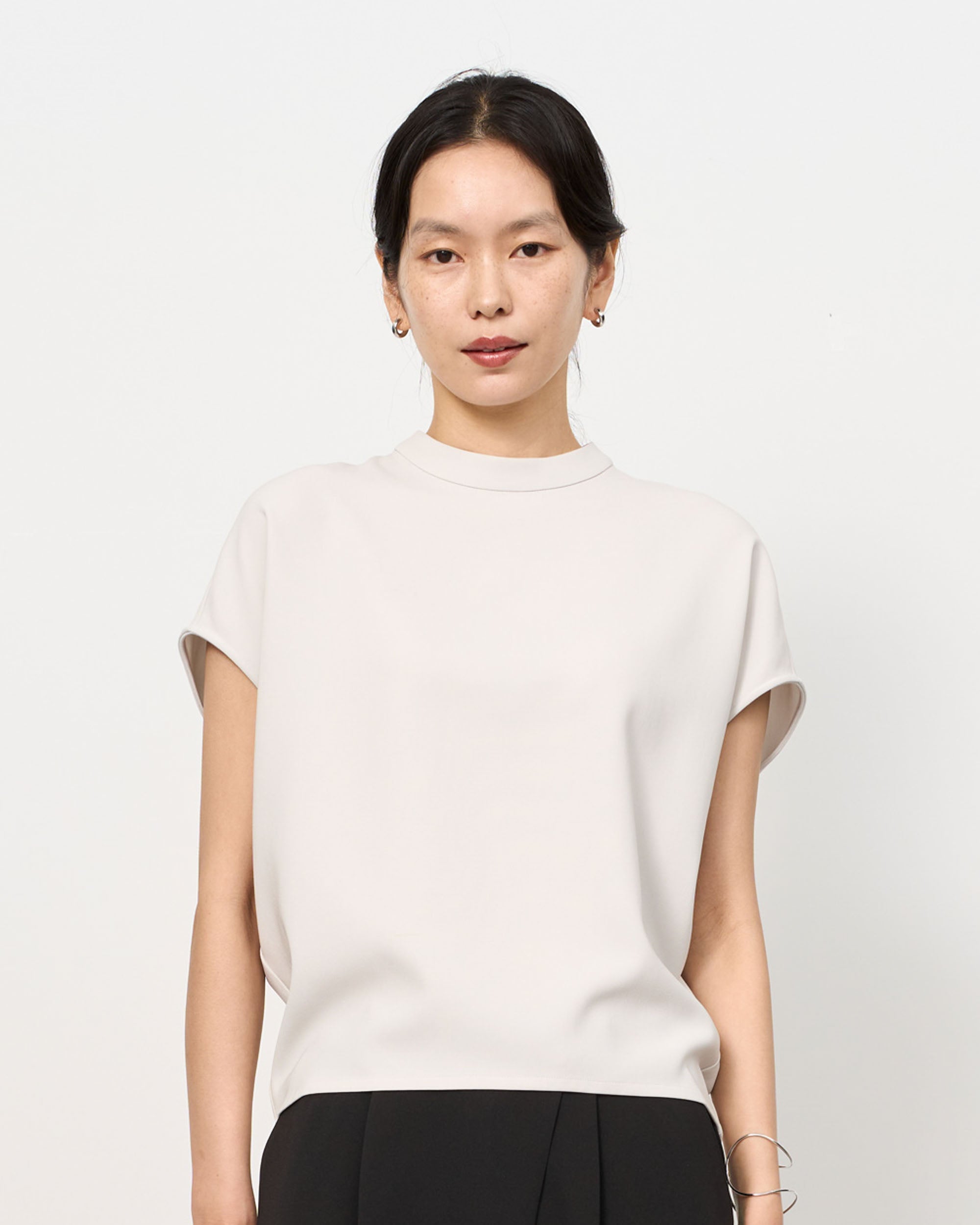 スタンドカラーコクーンブラウス