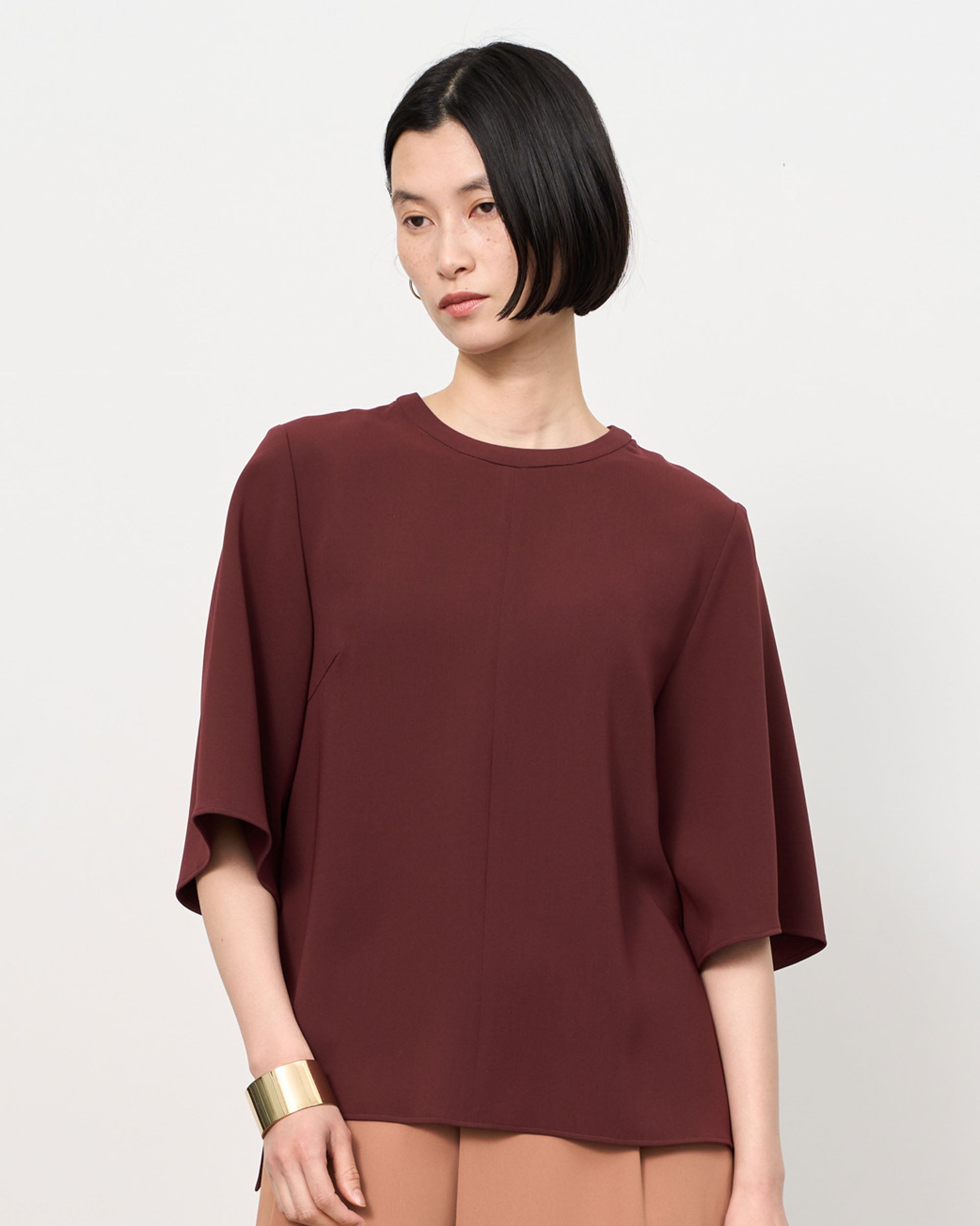 モデル:170cm サイズ:M