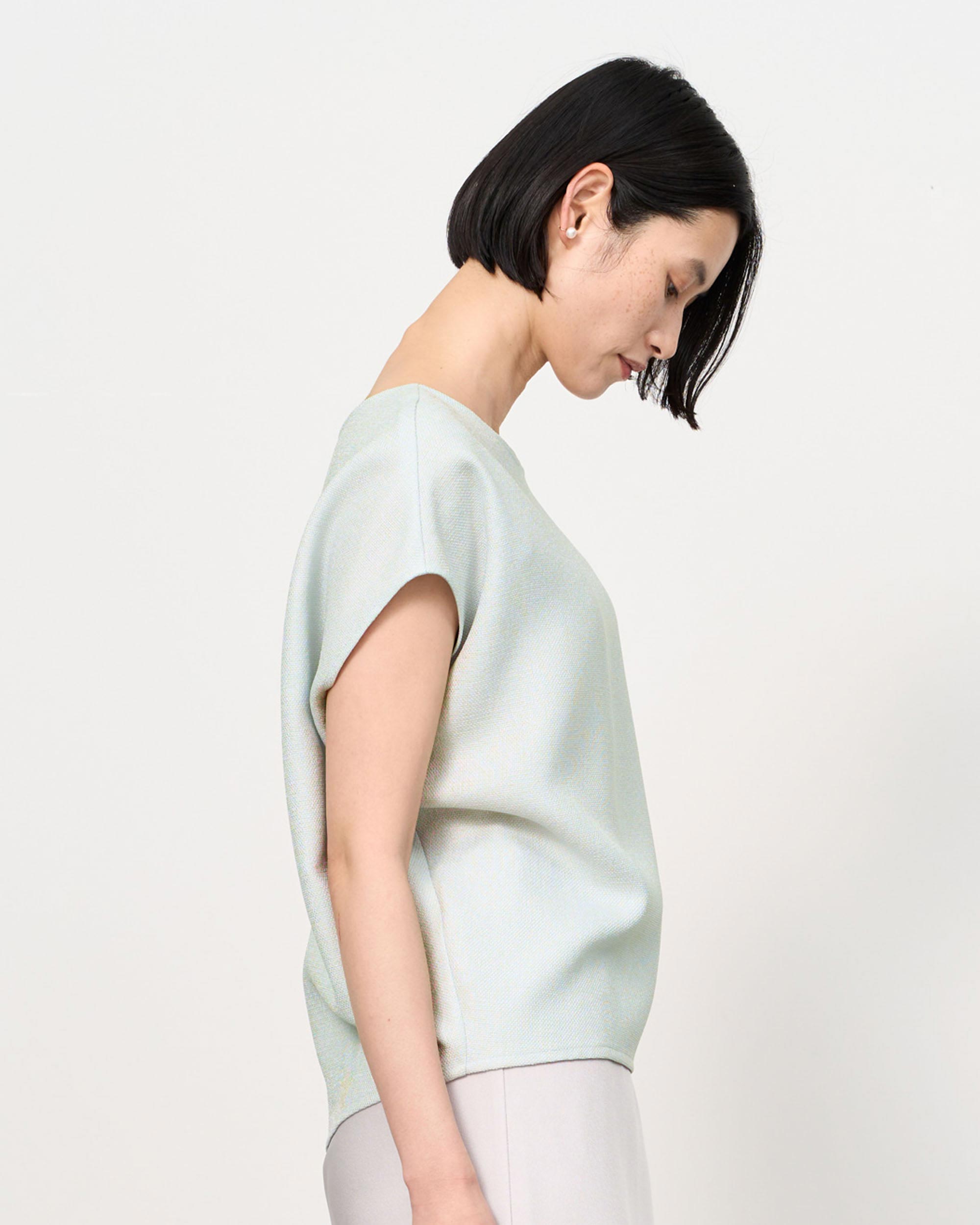 リネーラショートスリーブコクーンブラウス