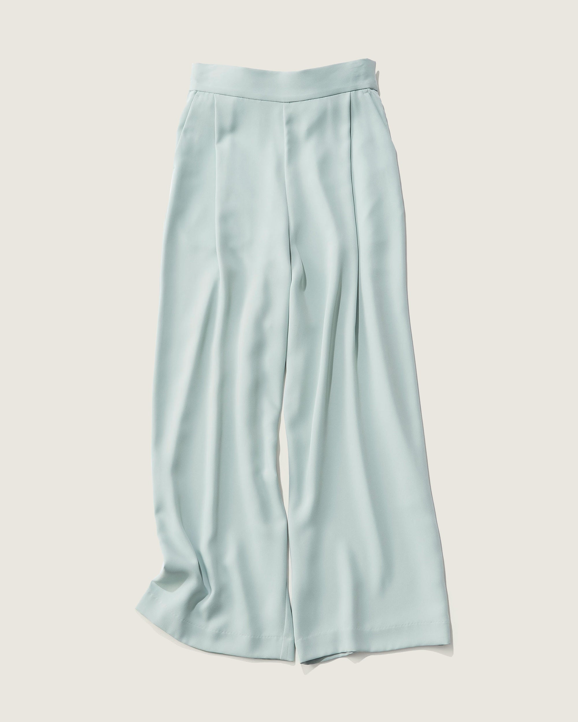 サイドタックワイドパンツ