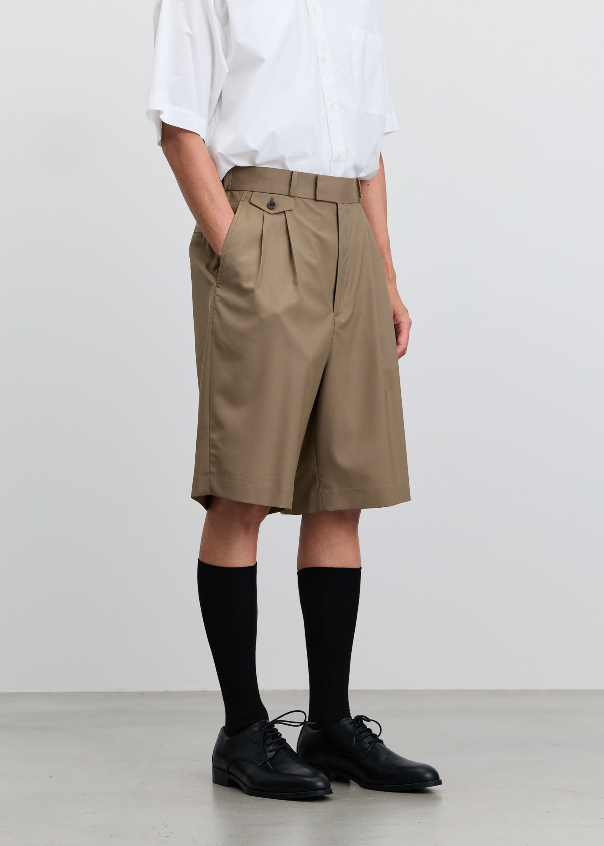 スーパー140ライトウールバミューダパンツ