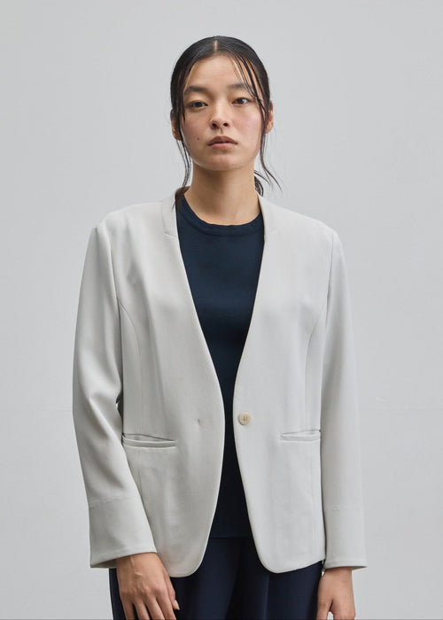 モデル:168cm サイズ:M