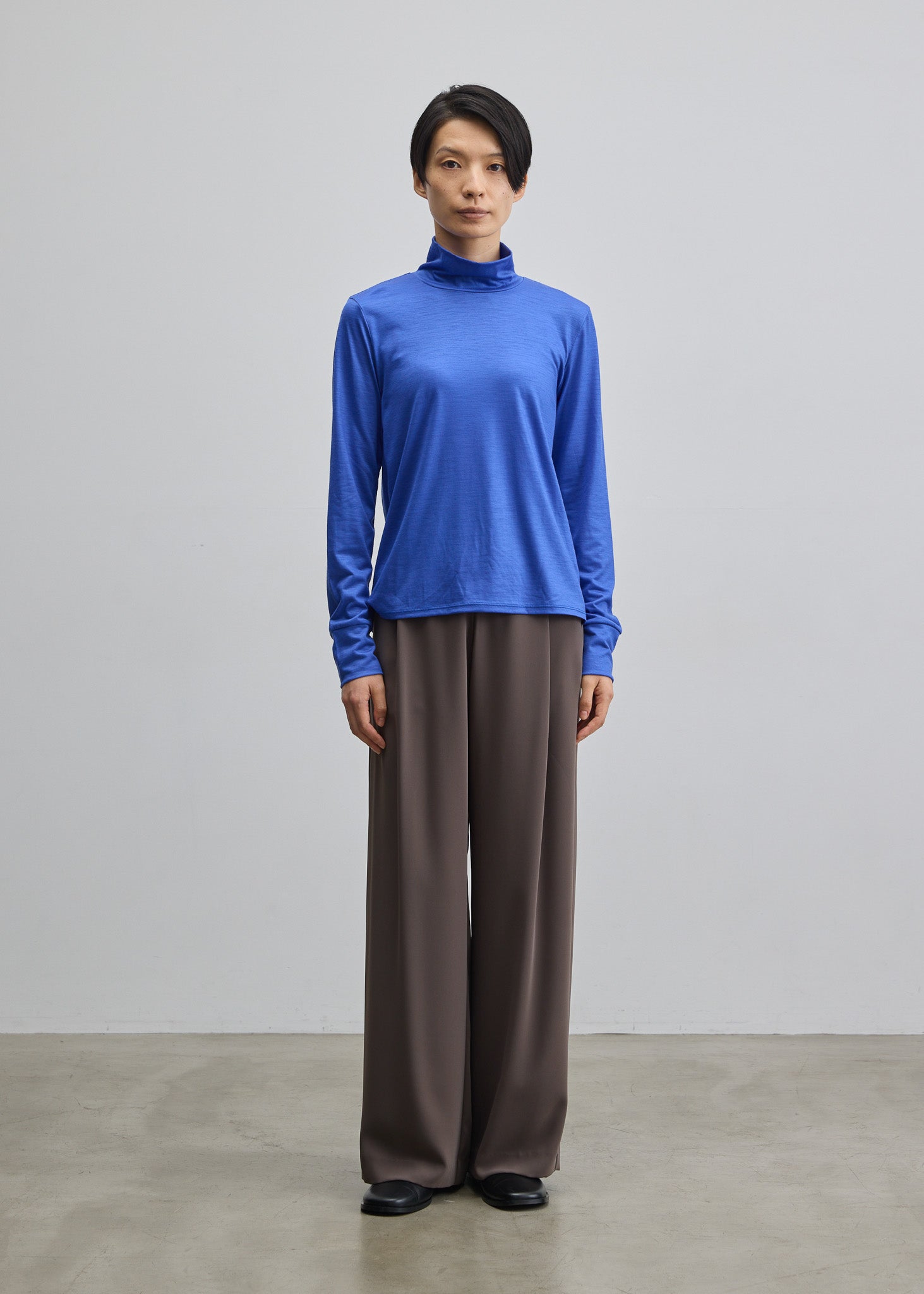 クリアウールタートルネックカットソー