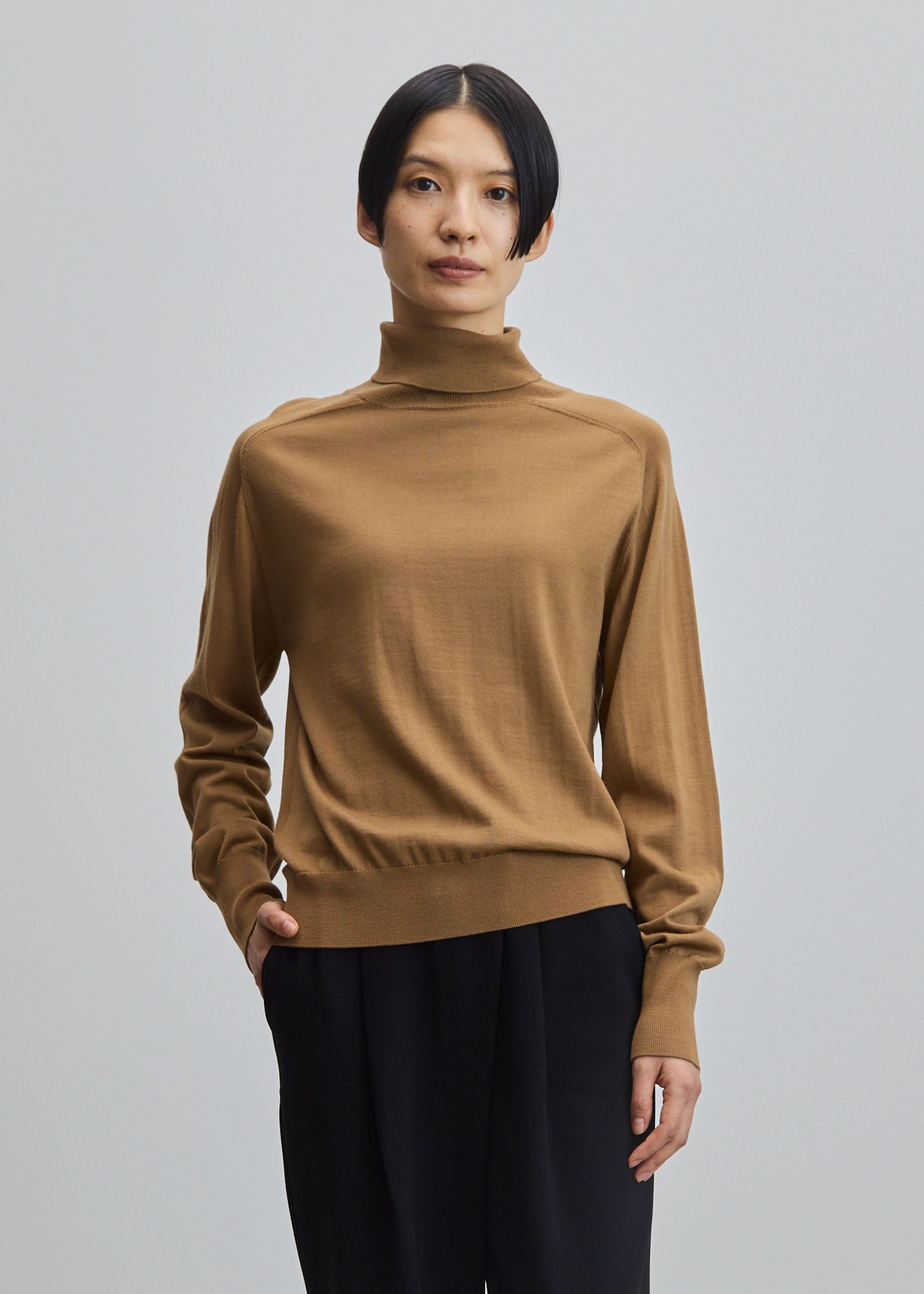 モデル:170cm サイズ:M