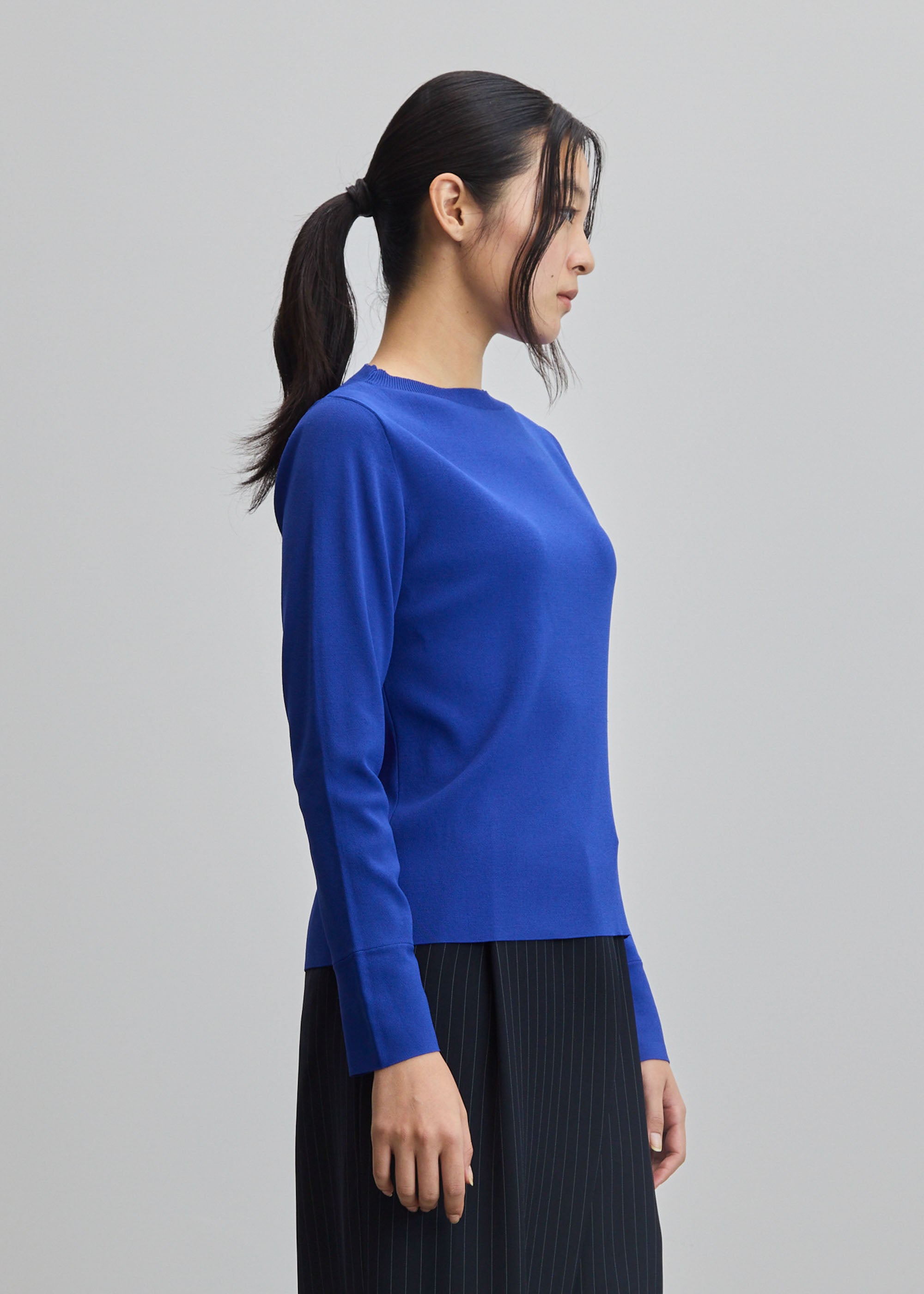 クルーネックニットプルオーバー